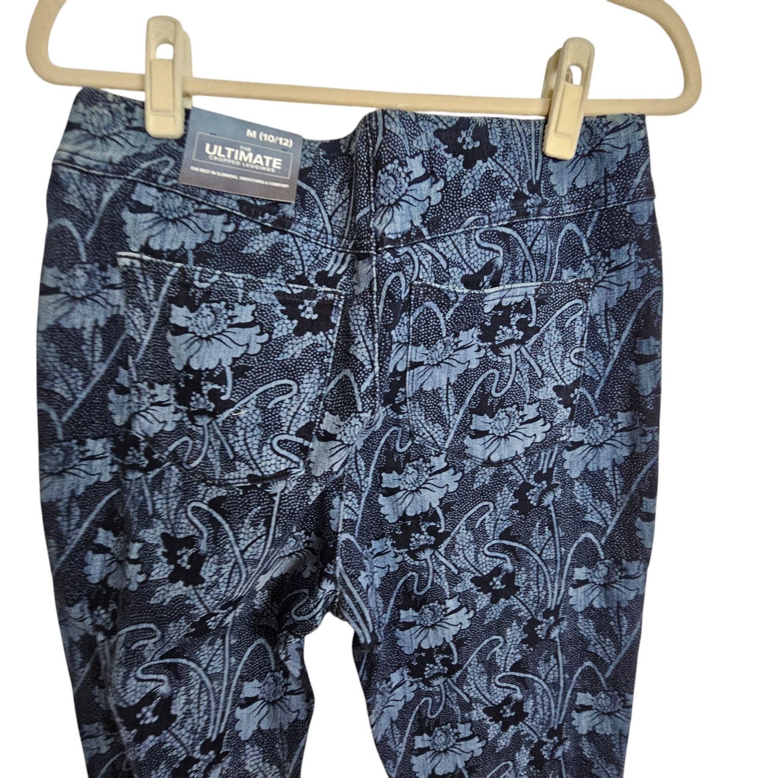 Soft Surroundings Soft Surroundings The Ultimate Cropped Leggings Floral Sz M Size 32" / US 10 / IT 46 - 8 Thumbnail
