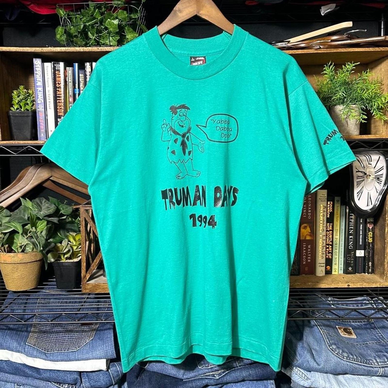 Fruit Of The Loom Vintage 90s Single Stitch Cartoon Tee The Flintstones Shirt Size US L / EU 52-54 / 3 - 1 Thumbnail