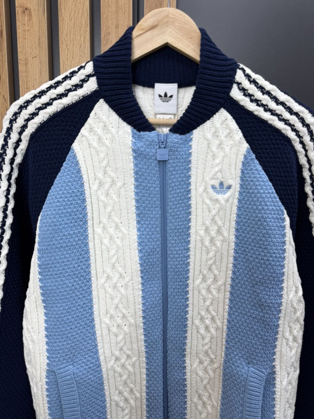 Adidas Adidas Women’s Archive Cutline Knit Track Top Jacket Size S / US 4 / IT 40 - 2 Thumbnail