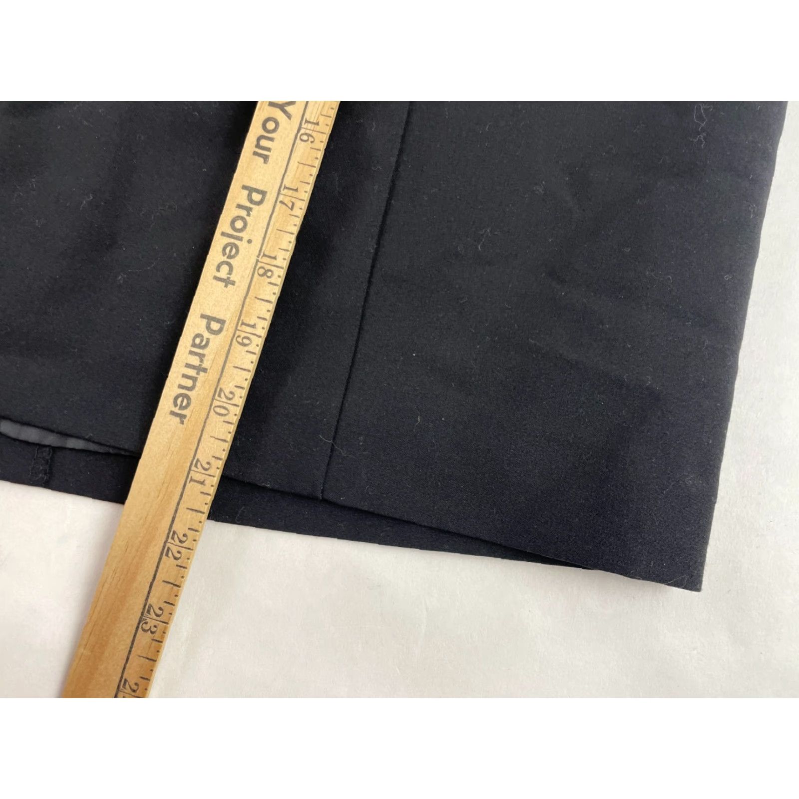George George Skirt Women Size 14 Black Knee Length Back Zip Straight & Pencil Cut Modern Business Formal Travel Womens Size 36" / US 14 / IT 50 - 4 Thumbnail