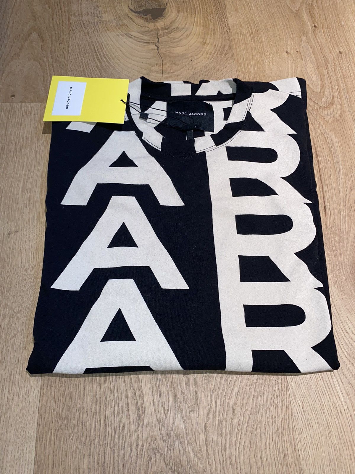 Marc Jacobs MARC JACOBS LOGO ONE SIZE TEE Size US XL / EU 56 / 4 - 1 Thumbnail