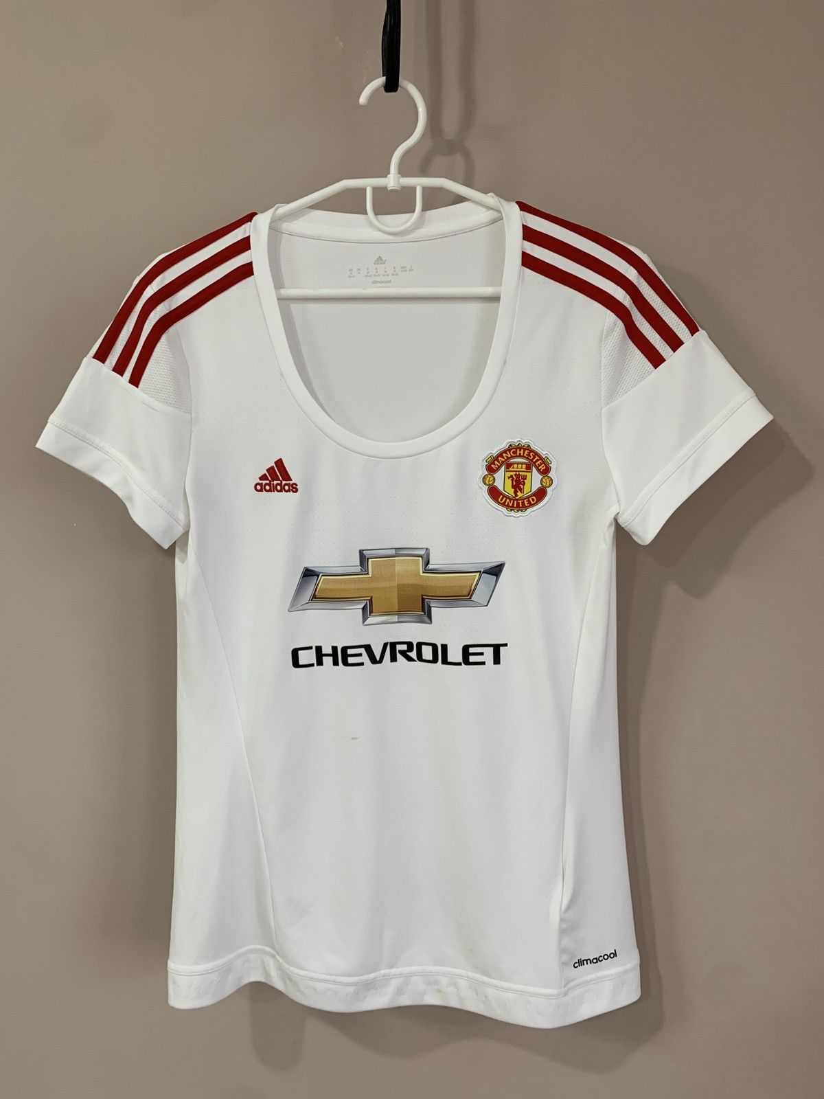 Adidas Womens Manchester United Football Shirt Adidas Soccer Sz M Size M / US 6-8 / IT 42-44 - 1 Thumbnail