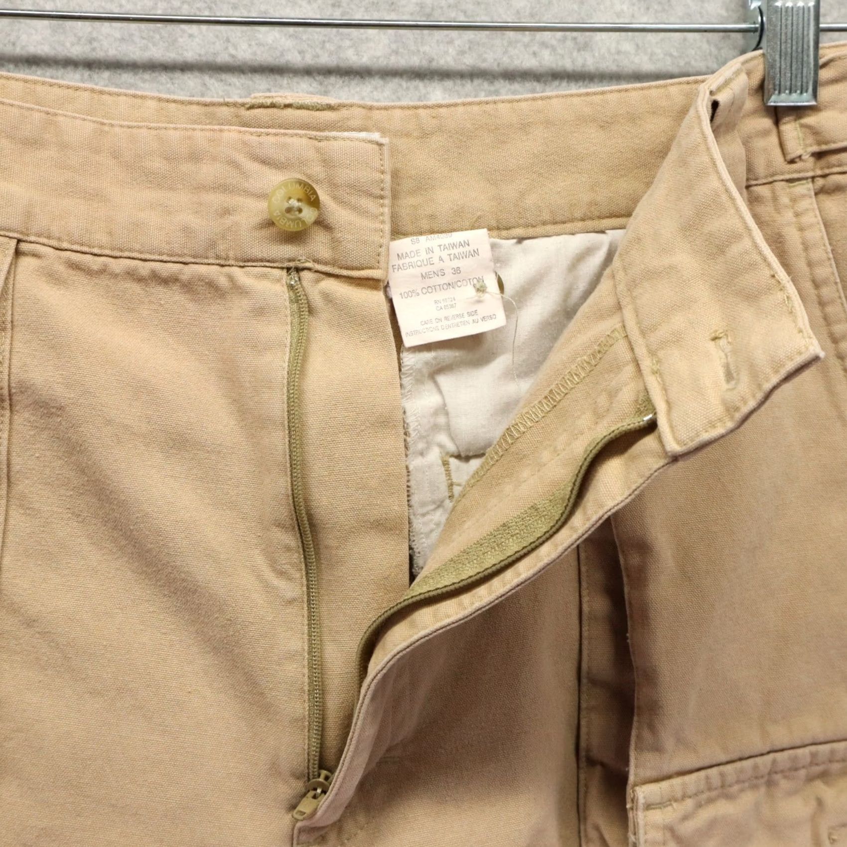 Vintage Columbia Shorts Mens 36 Cargo Pocket Safari Outdoor Hiking Camp Cotton Tan Khaki Size US 36 / EU 52 - 4 Thumbnail