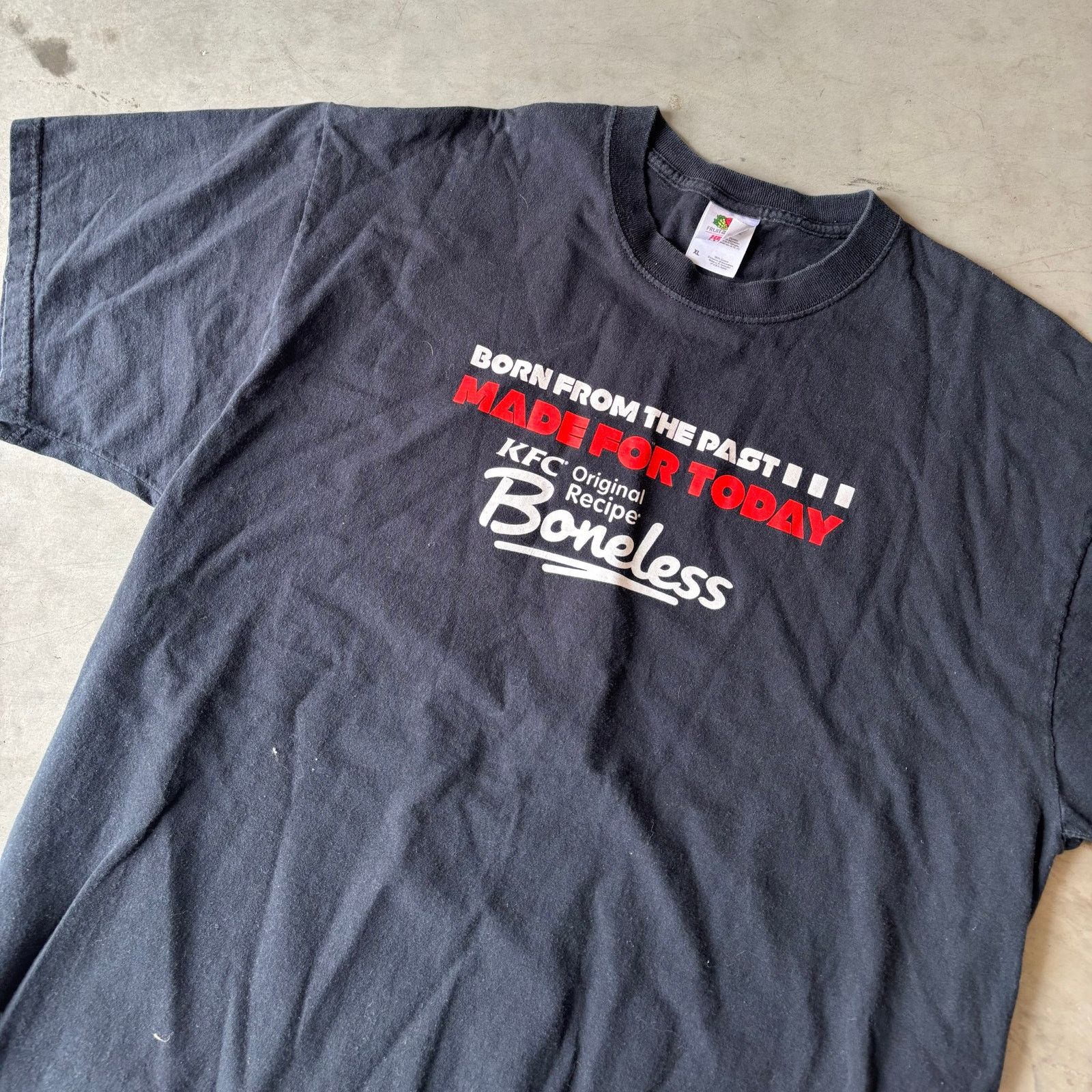 Vintage y2k kfc promo faded black t-shirt Size US XL / EU 56 / 4 - 2 Thumbnail
