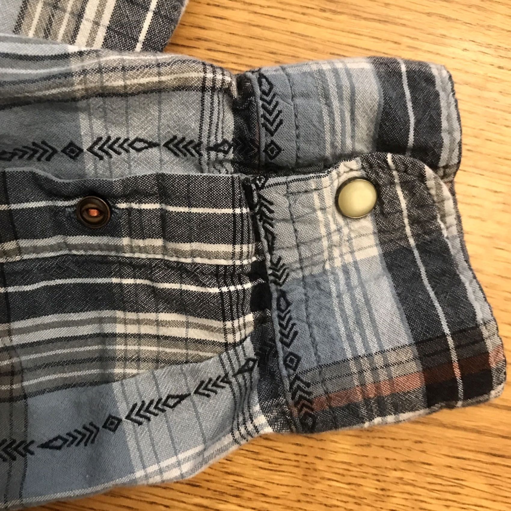 Vintage Ruff Hewn Plaid Shirt Small Blue White Long Sleeve Collared Pearl Snap Western 352 Womens Blouse Pockets Vintage: No Size S / US 4 / IT 40 - 6 Thumbnail