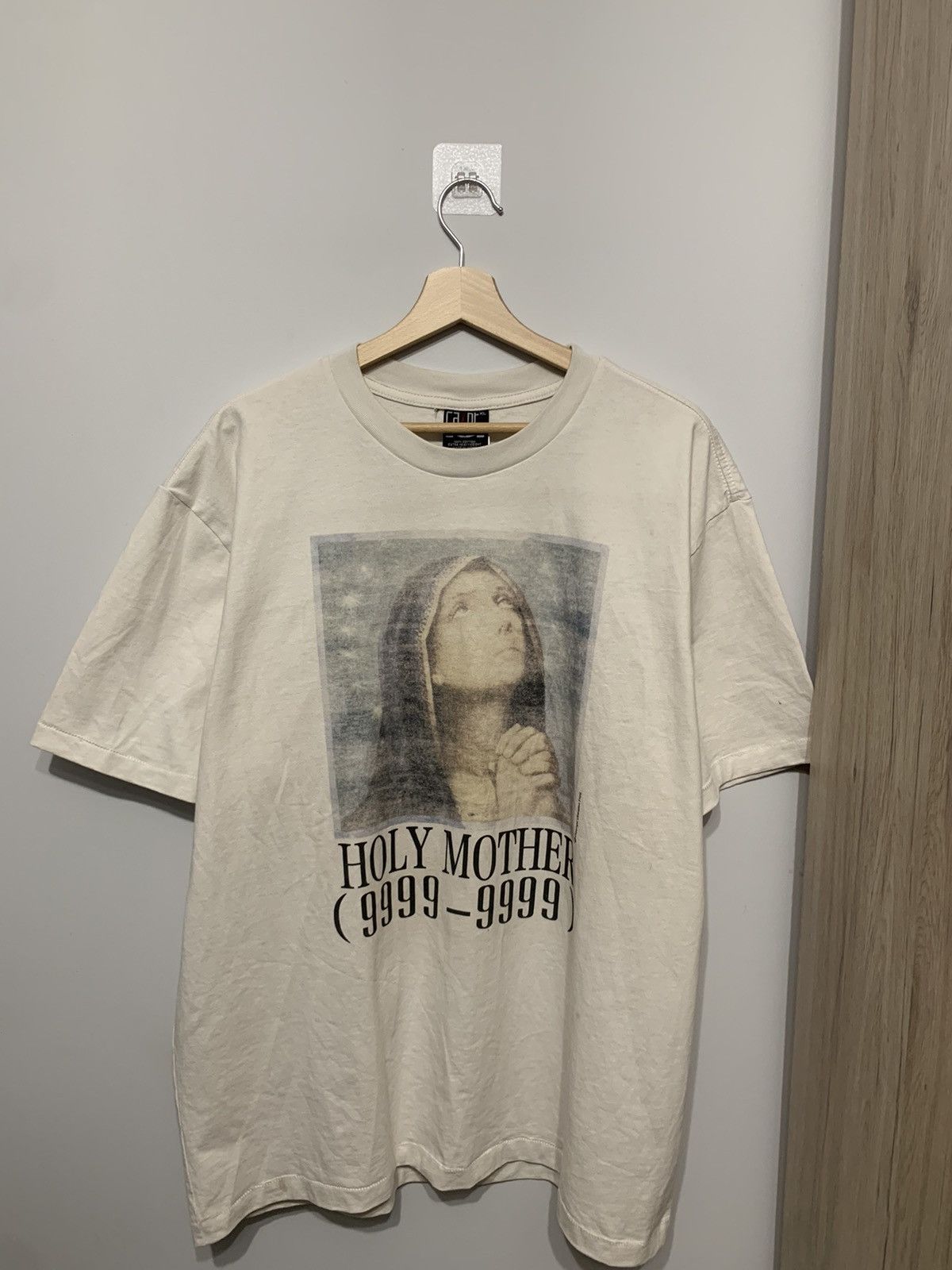 Vintage Saint Michael Holy Mother Graphic T-Shirt Size US XL / EU 56 / 4 - 2 Thumbnail