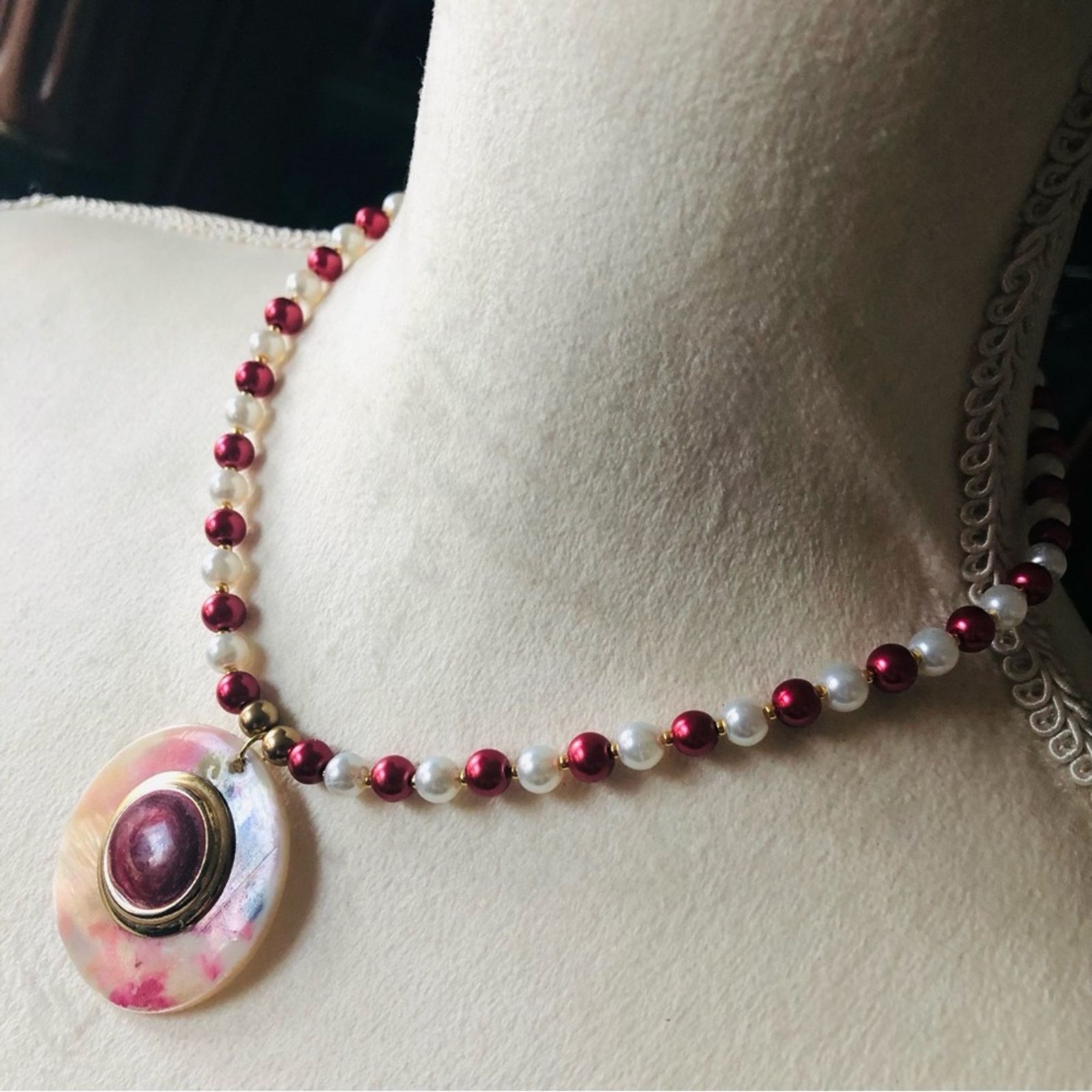 Handmade Handcrafted repurpose painted shell medallion Pearl necklace Size ONE SIZE - 5 Thumbnail
