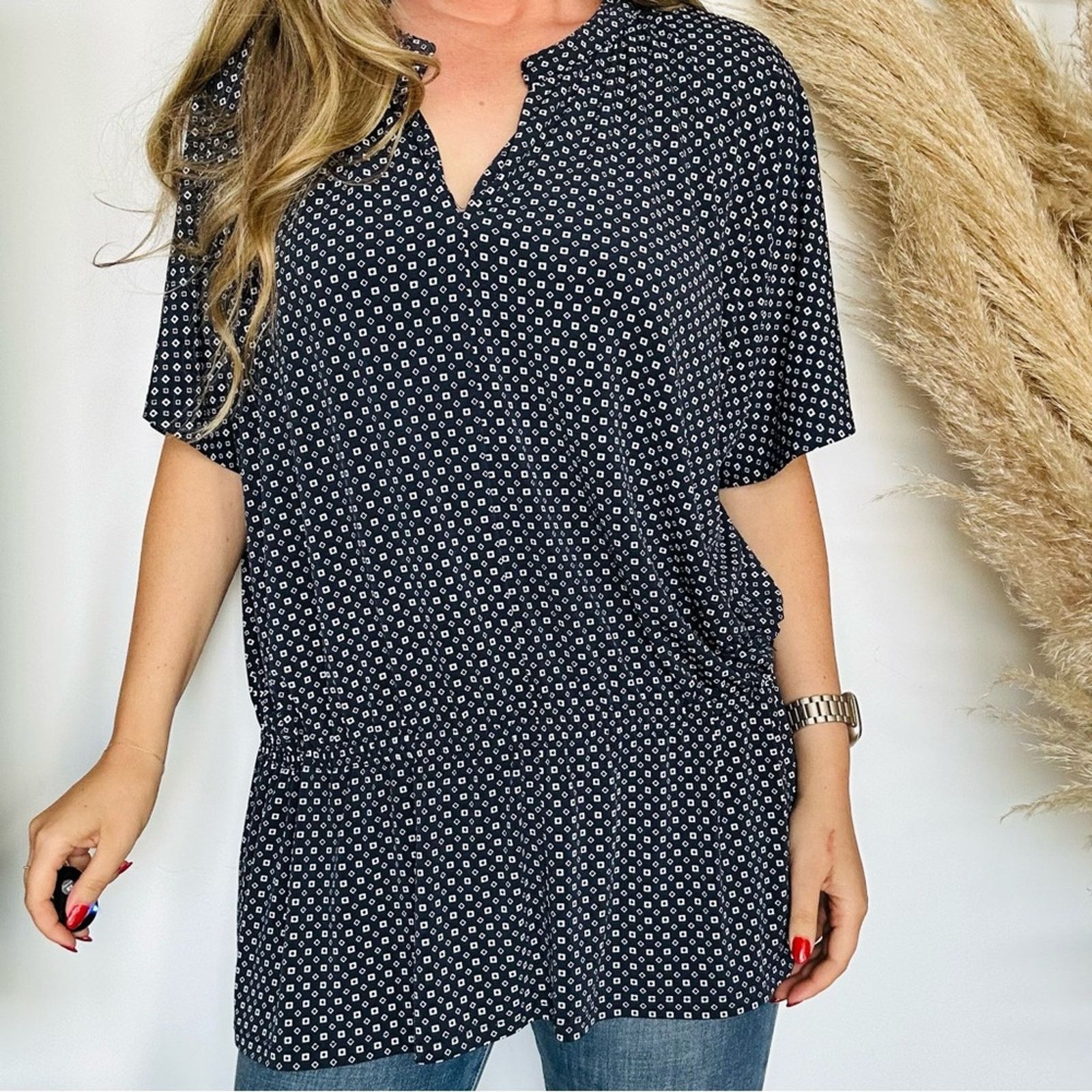 Michael Kors MICHAEL KORS Navy Blue White Ruffle Tunic Blouse Top Shirt Size 3XL / US 20-22 - 3 Thumbnail