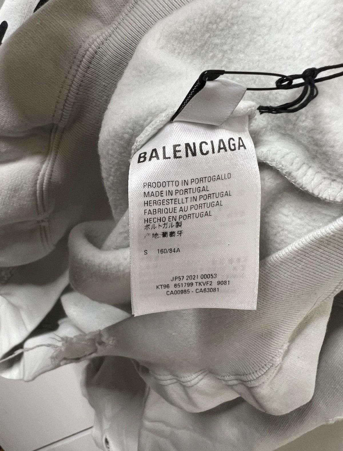Balenciaga Balenciaga “Hi My Name Is” FW21 Distressed Hoodie Size US S / EU 44-46 / 1 - 13 Thumbnail