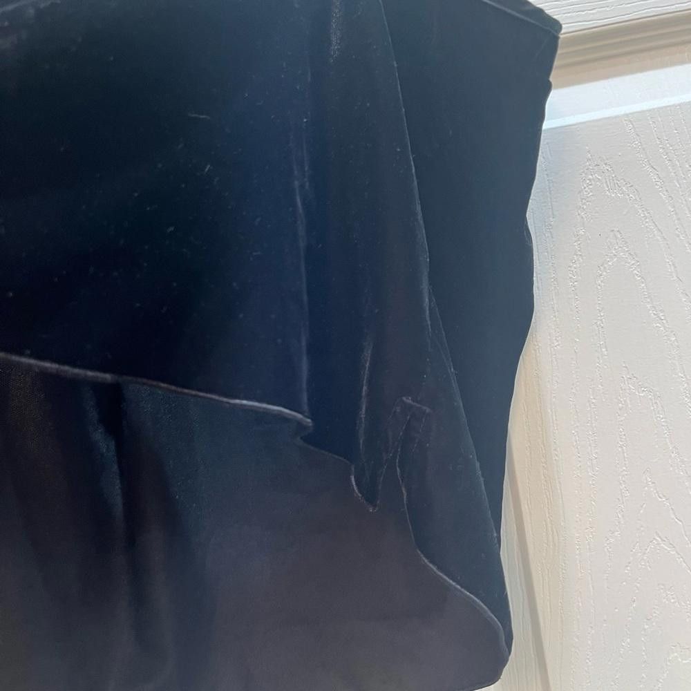 Designer Victoria's Secret Lingerie Top Black Velvet Ruffle Cami Size M / US 6-8 / IT 42-44 - 8 Thumbnail