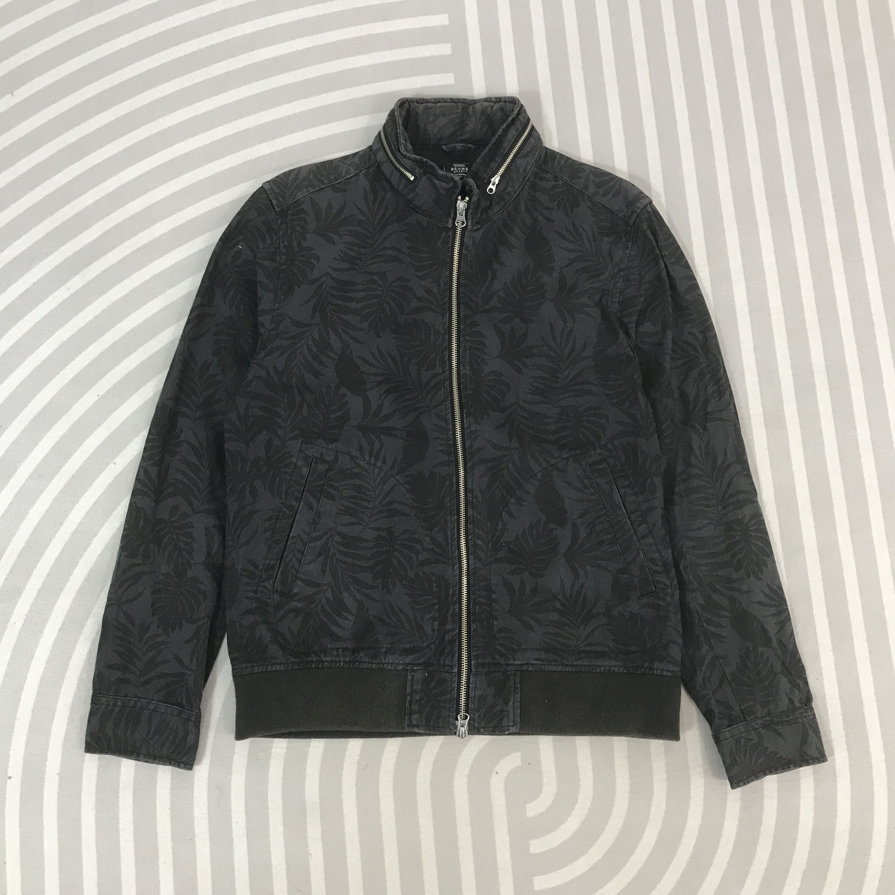 Beams Plus Vintage Beams Heart Black Faded Jacket K61B7 Size US L / EU 52-54 / 3 - 1 Thumbnail