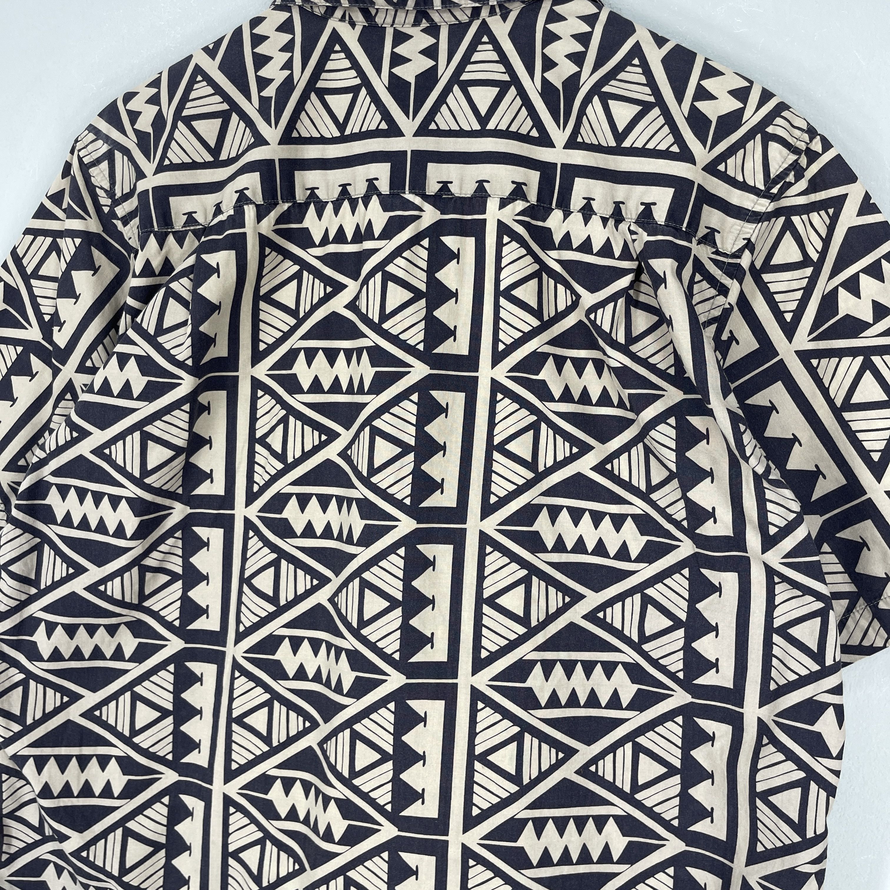 Quiksilver Vintage QUIKSILVER Abstract Native Pattern Printed Shirt Size US M / EU 48-50 / 2 - 8 Thumbnail