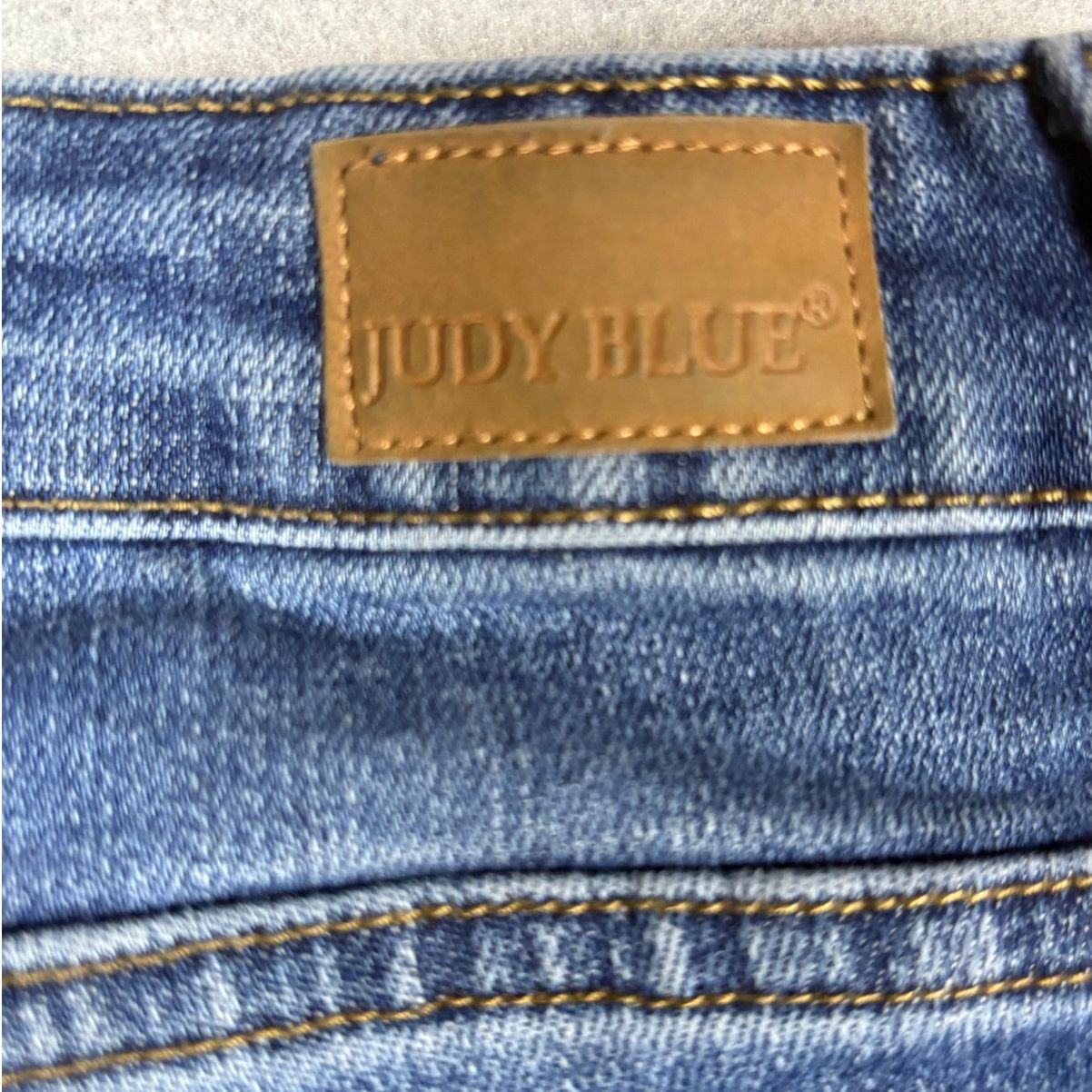 Judy Blue Judy Blue Button Fly Distressed Skinny Jeans #0518 Size 32" / US 10 / IT 46 - 6 Thumbnail