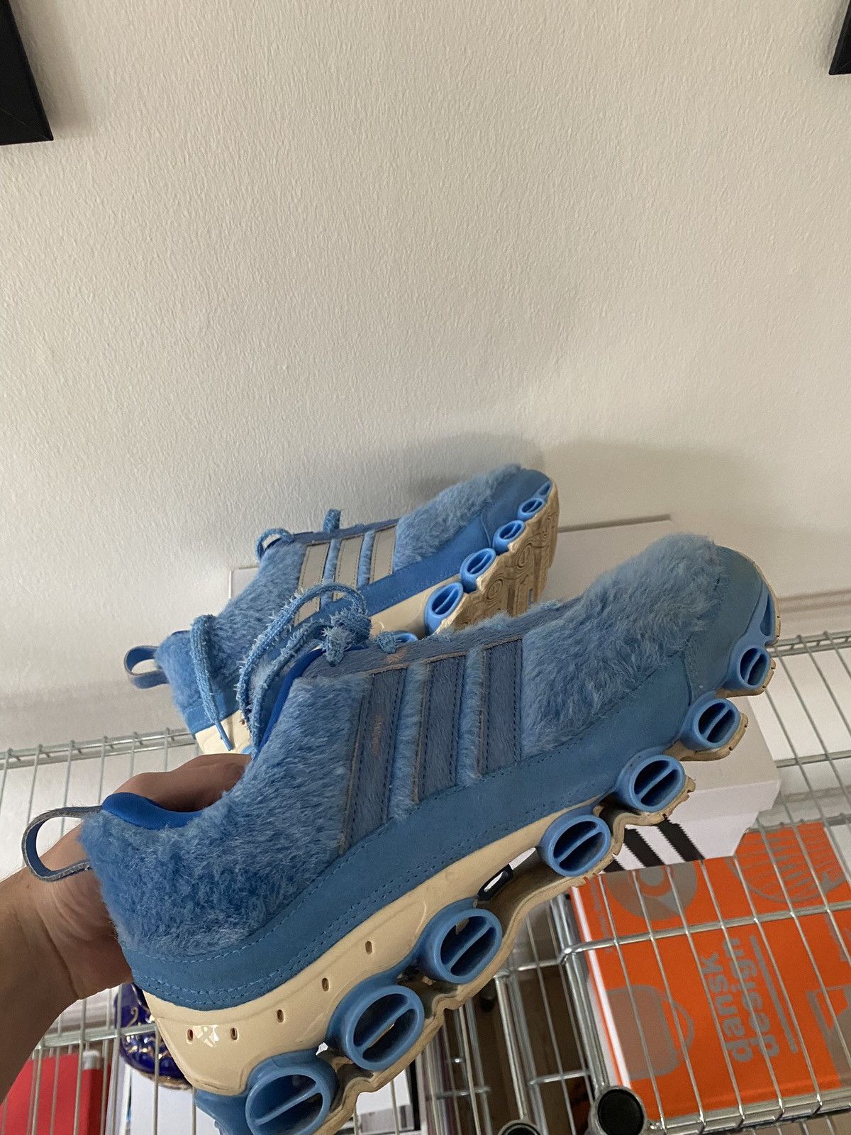 Adidas Adidas x KERWIN FROST YTI MICROBOUNCE SHOES Size US 10.5 / EU 43-44 - 5 Thumbnail