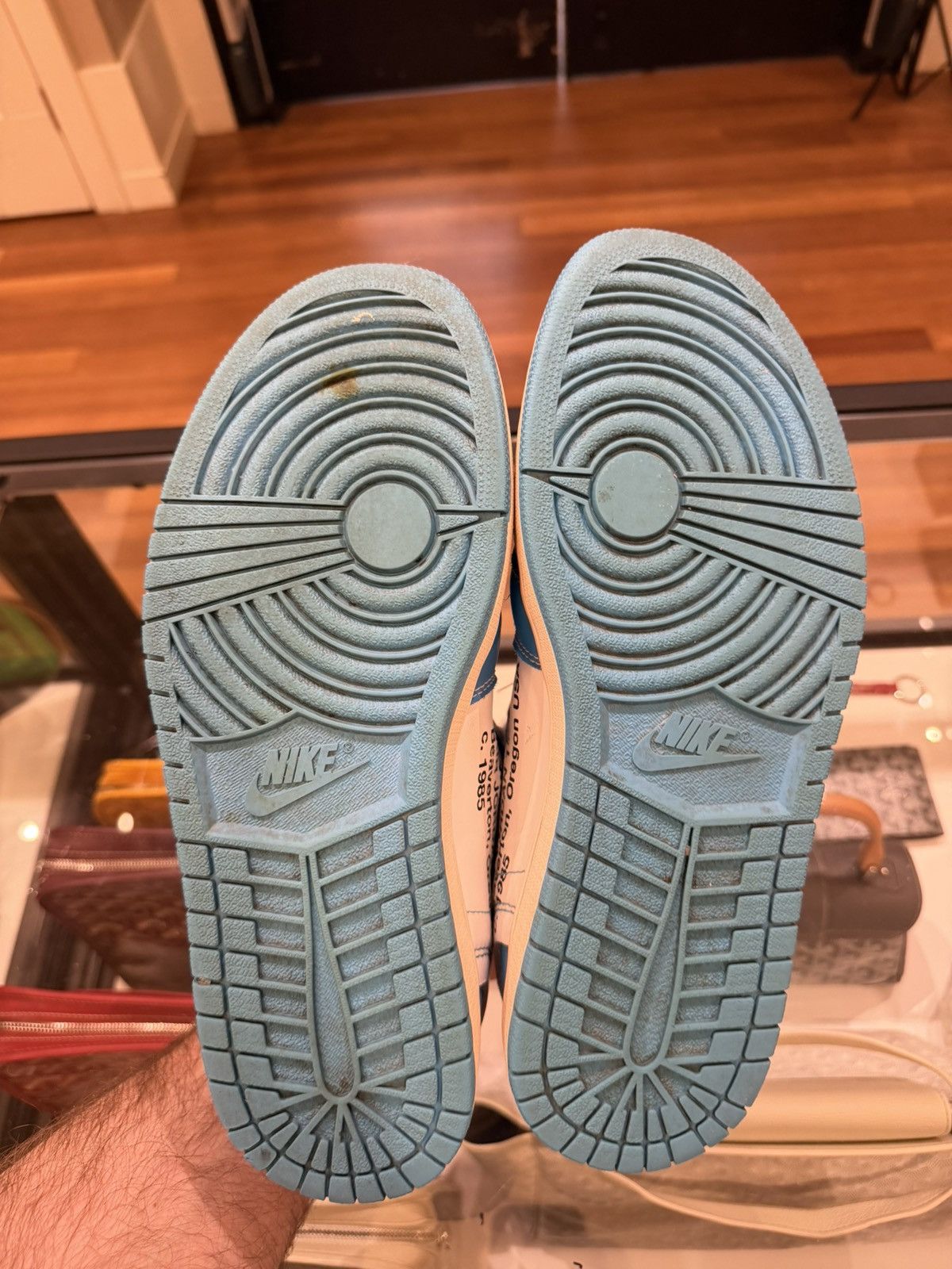 Jordan Brand × Off-White Jordan 1 Retro High - Off White University Blue Size US 10.5 / EU 43-44 - 8 Thumbnail