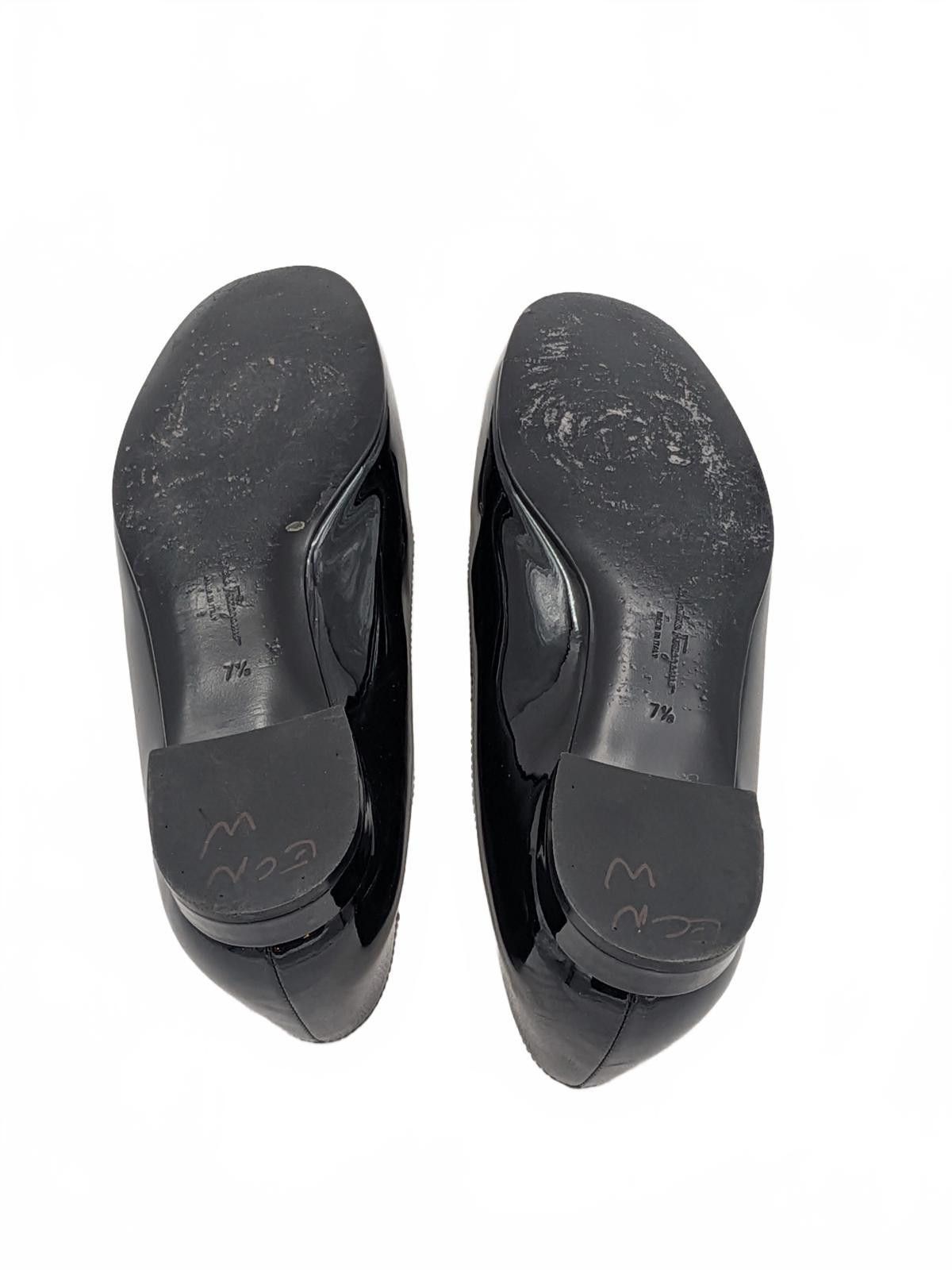 Salvatore Ferragamo Salvatore Ferragamo Black Patent Gancini Loafers 7.5 B Size US 7.5 / IT 37.5 - 7 Thumbnail