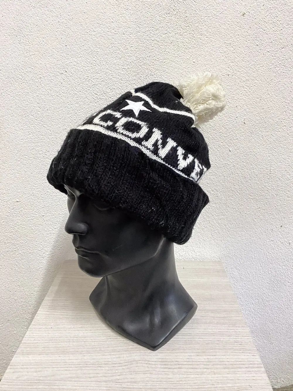 Converse Vintage Converse Bobble Beanie Hat Size ONE SIZE - 2 Thumbnail