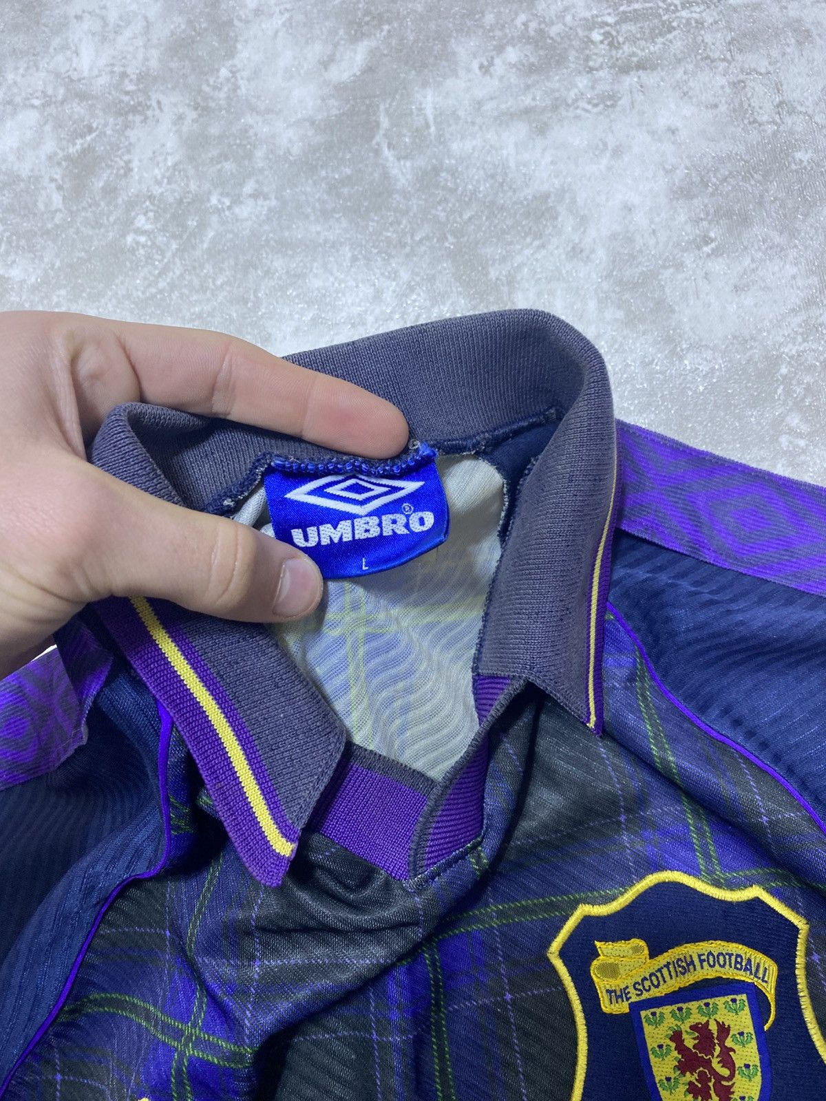 Umbro Vintage 1996 Scotland Away Shirt Umbro Tartan Pattern Rare Size US L / EU 52-54 / 3 - 7 Thumbnail