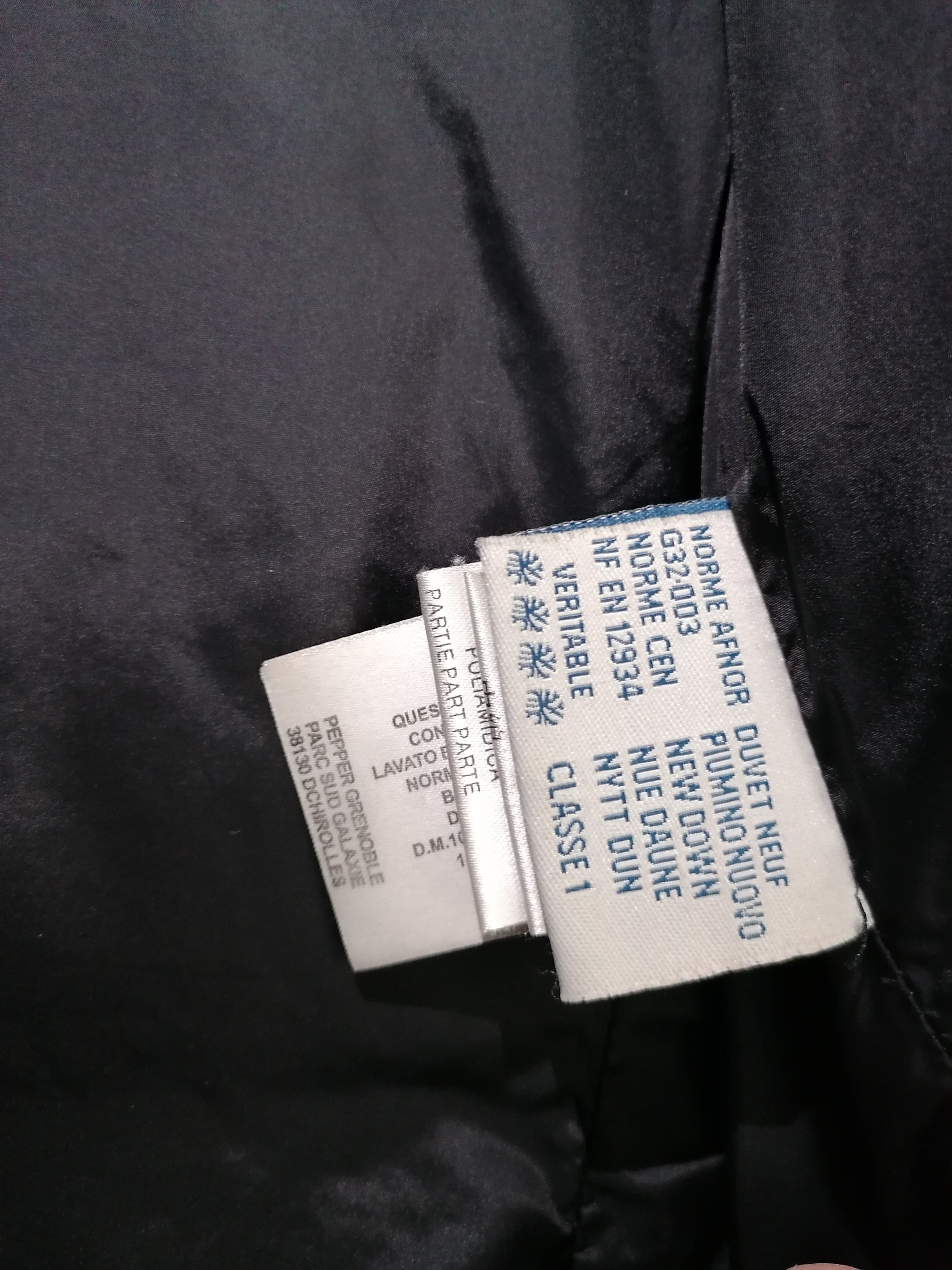 Moncler Grenoble Moncler Grenoble vintage down jacket 90s Size US XS / EU 42 / 0 - 8 Thumbnail