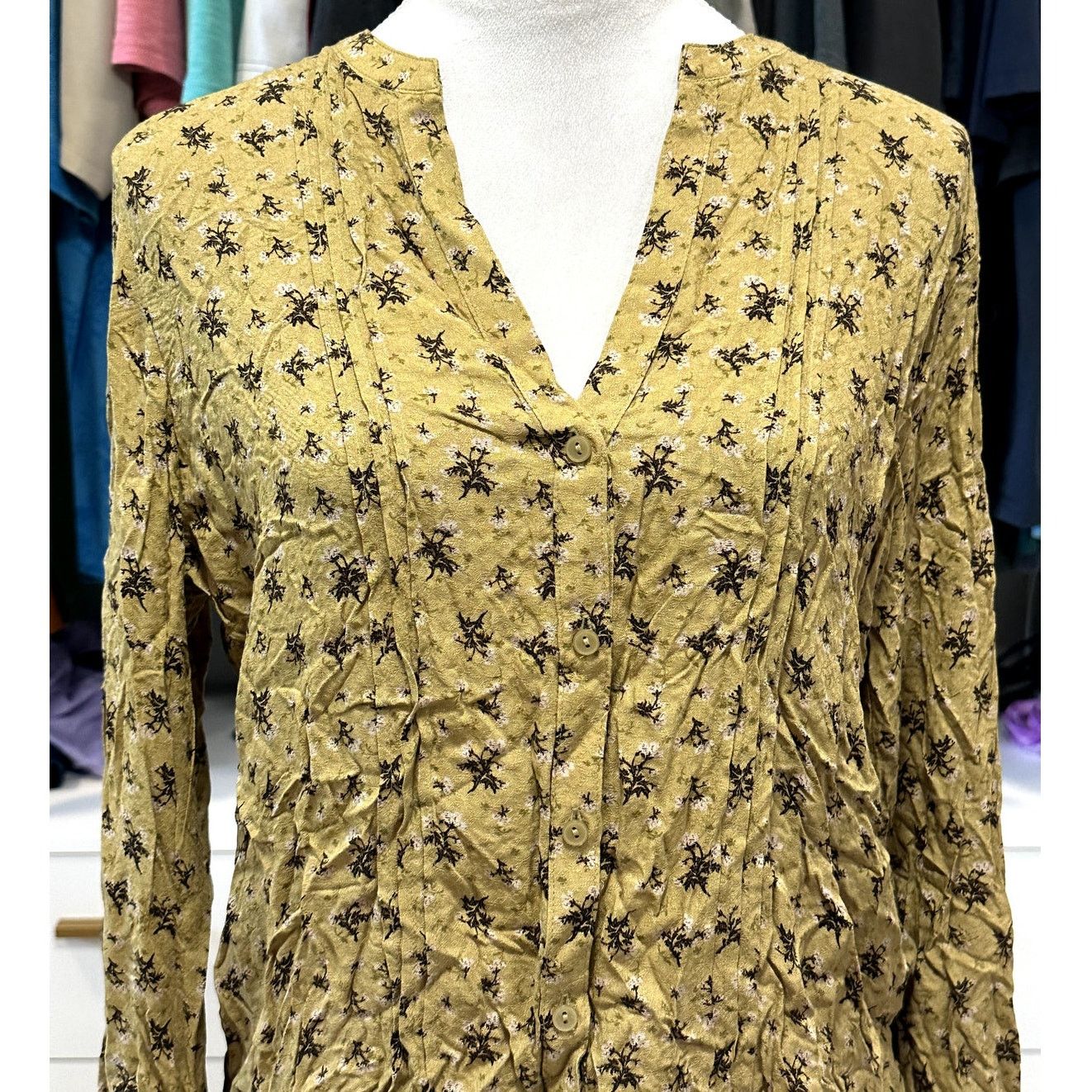 Treasure & Bond Treasure & Bond Women's V Neck Button Down Blouse Floral S Size S / US 4 / IT 40 - 2 Thumbnail