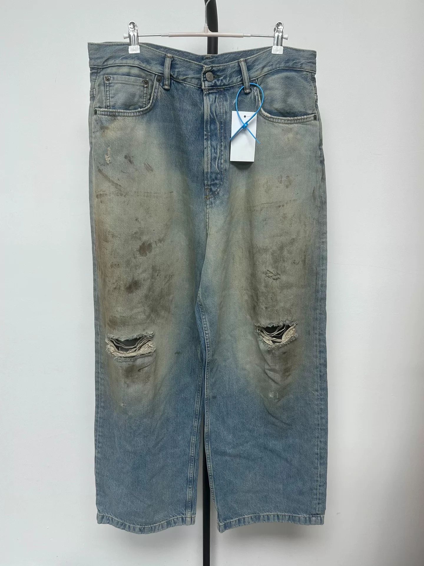 Acne Studios acne studios blue straight leg denim pants Size US 32 / EU 48 - 1 Thumbnail