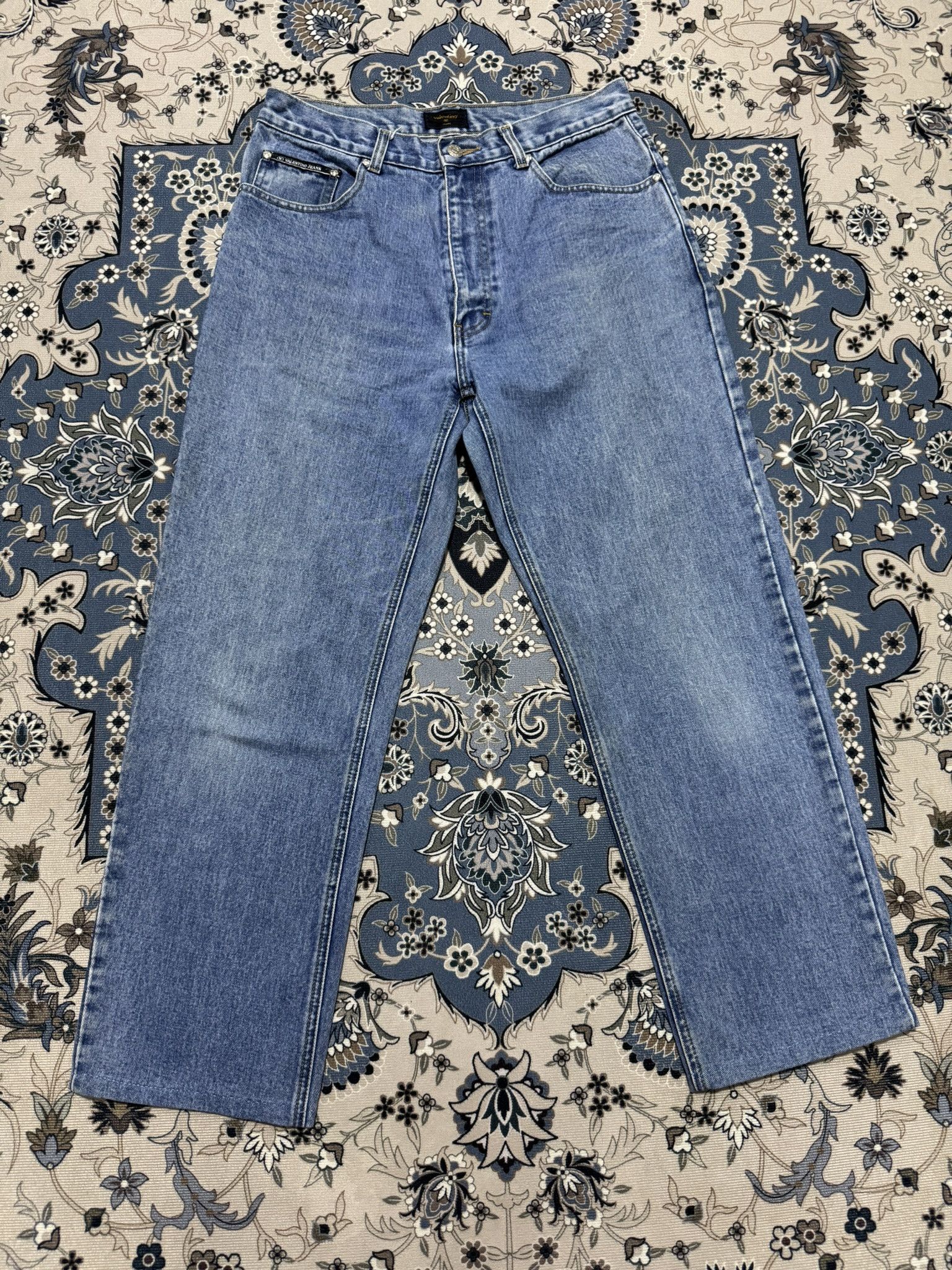 Valentino × Vintage Vintage Valentino Classic Blue Loose Jeans Size US 33 - 1 Thumbnail