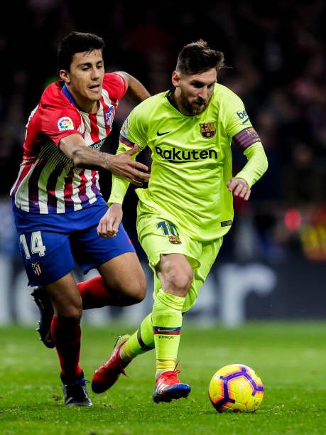Nike Barcelona away 2018/2019 lionel messi jersey football Size US S / EU 44-46 / 1 - 15 Thumbnail