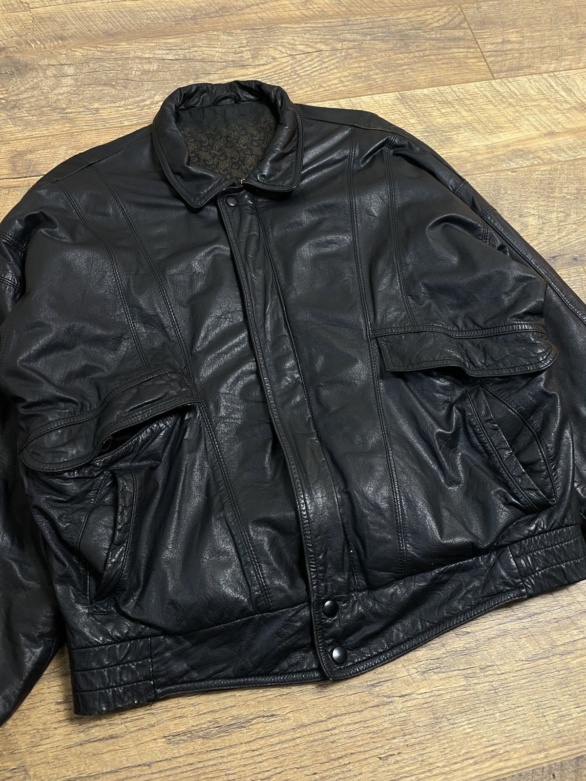Japanese Brand Vintage Black Leather Jacket Retro Futuristic Bomber Size US L / EU 52-54 / 3 - 3 Thumbnail
