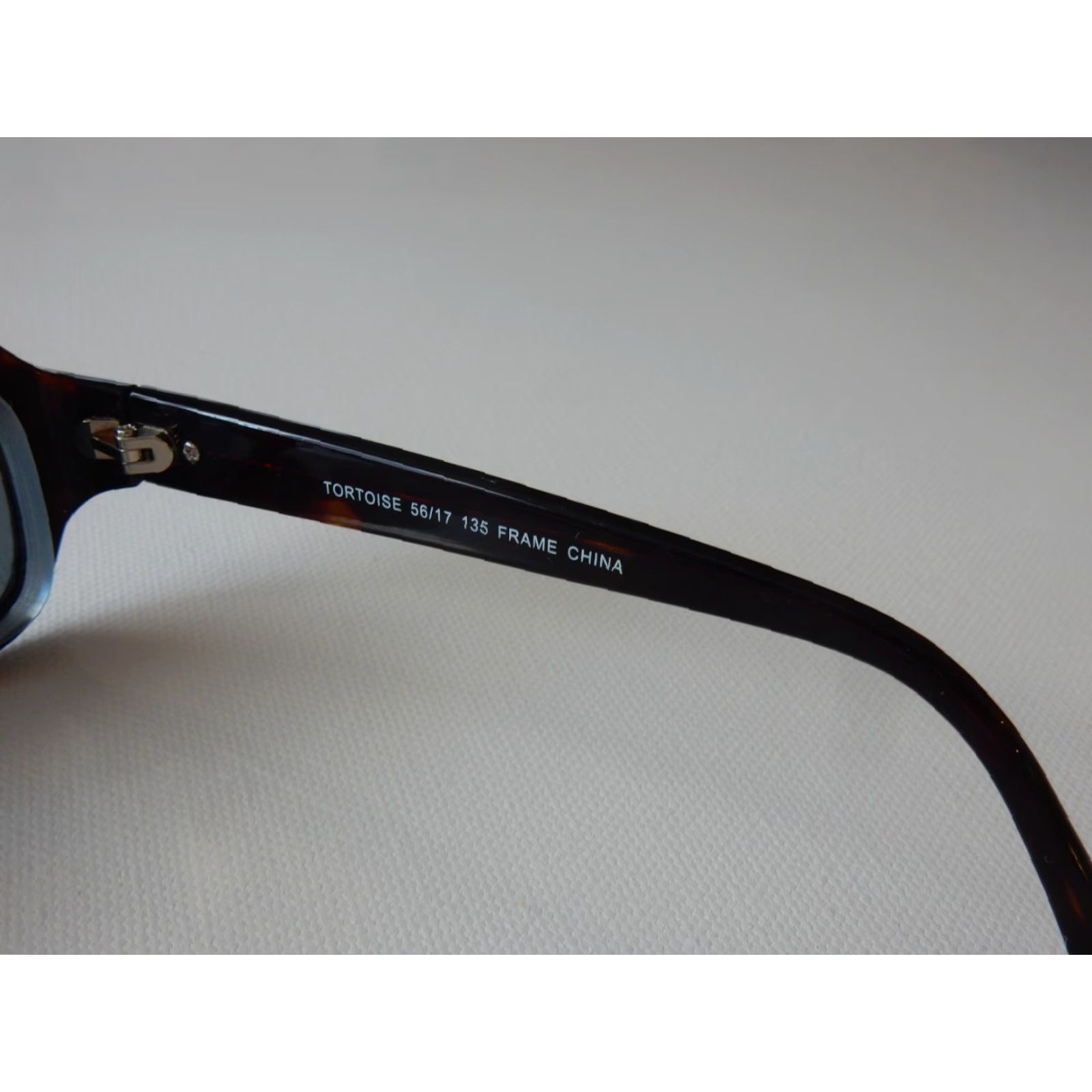 Vintage Kirkland Signature Sunglasses FRAMES ONLY 56[]17 135 Chiati Tortoise Women Adults S sunglasses Prescriptions Size ONE SIZE - 4 Thumbnail