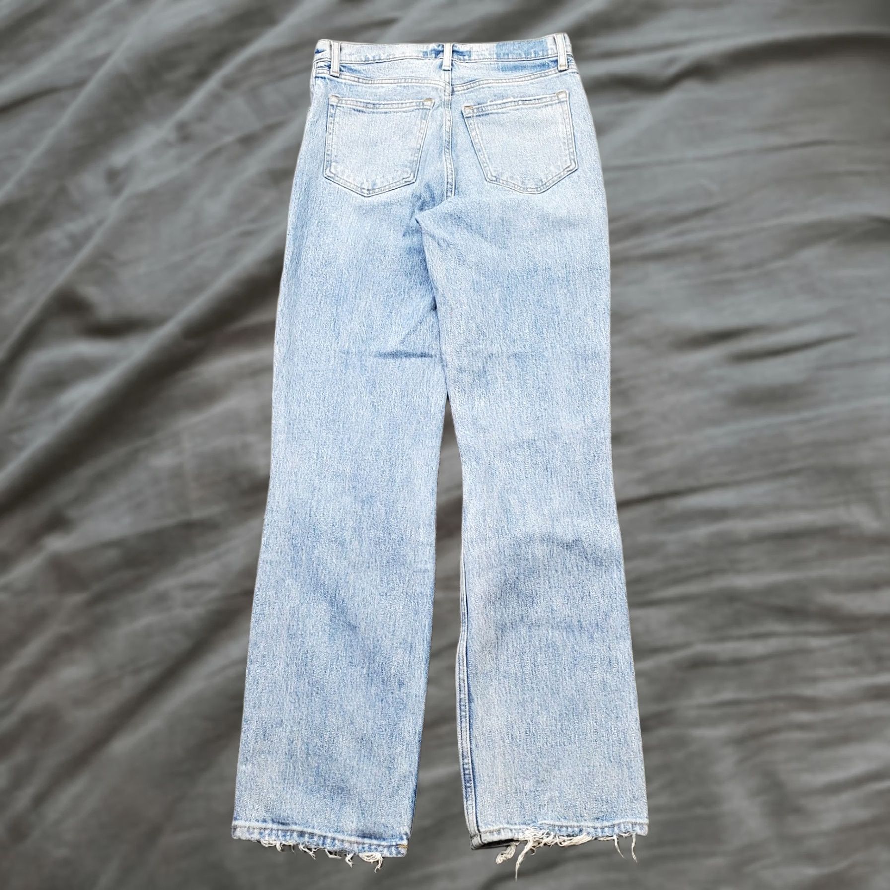 Abercrombie & Fitch Abercrombie & Fitch The '90s Straight Jeans Womens 4R Blue Denim Ultra High Rise Size 4 Womens Jeans Blue 90s Vintage? Size 27" / US 4 / IT 40 - 1 Thumbnail