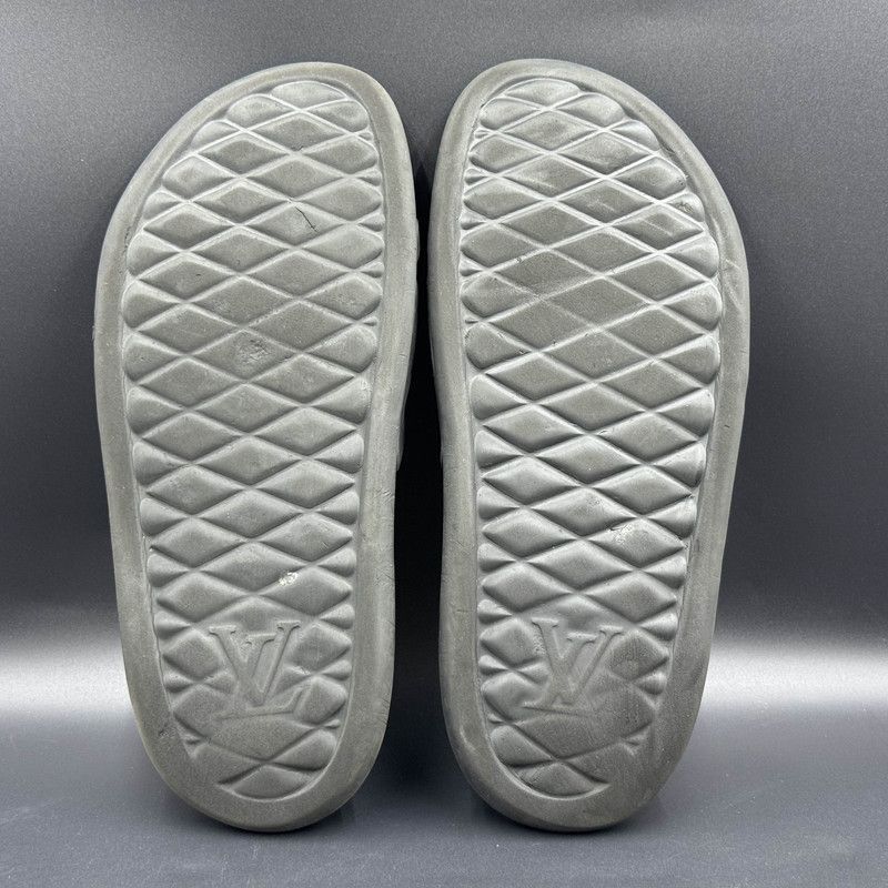 Louis Vuitton Louis Vuitton Black Slip-On Slide Sandals - Size US 8.5 / EU 41-42 - 4 Thumbnail