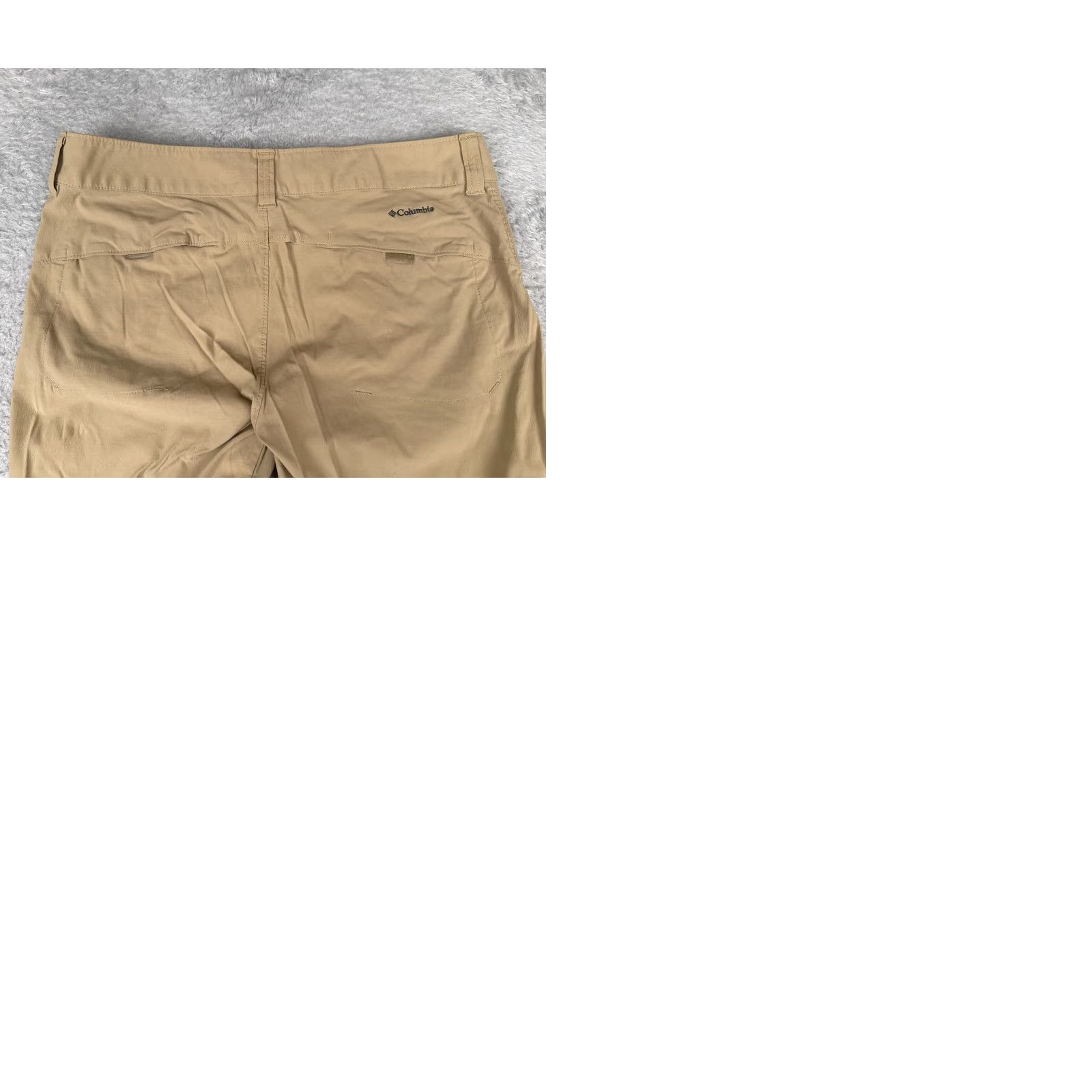 Vintage Columbia Pants Womens Beige Nylon Capri 34x18 Regular Stretch 10 Casual Capris, Travel, Workwear Womens, 18in Inseam, Flat Front, Machine Washable Size 32" / US 10 / IT 46 - 10 Thumbnail