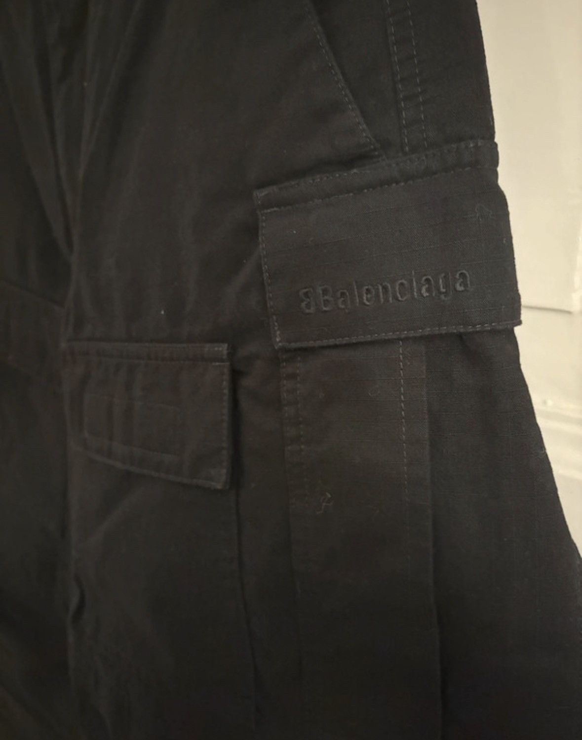 Balenciaga Cargo pants Size 25" / US 0 / IT 36 - 2 Thumbnail