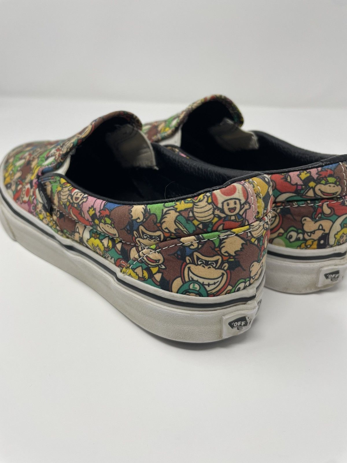 Nintendo × Vans Vans x Nintendo Super Mario Bros GAME OVER Mens 6.5 Slip on Size US 6.5 / EU 39-40 - 6 Thumbnail