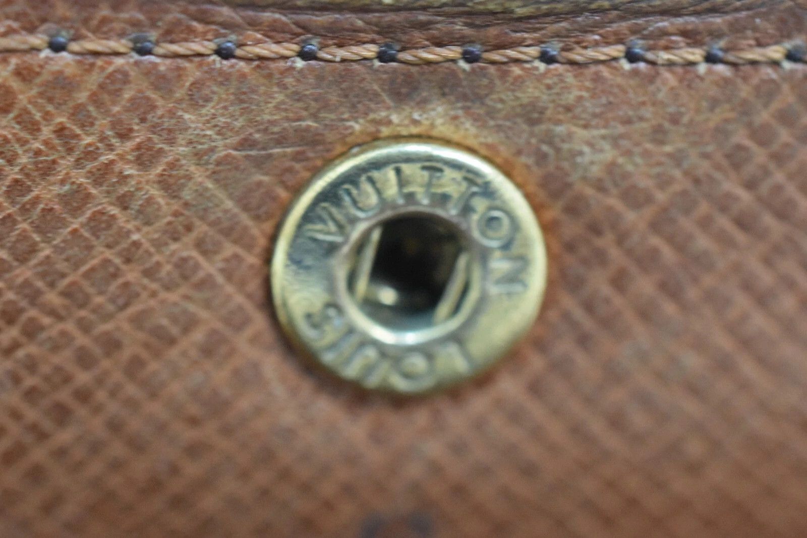 Louis Vuitton Louis Vuitton Porte Monnaie Plat Monogram Coin Purse M61930 Size ONE SIZE - 9 Thumbnail