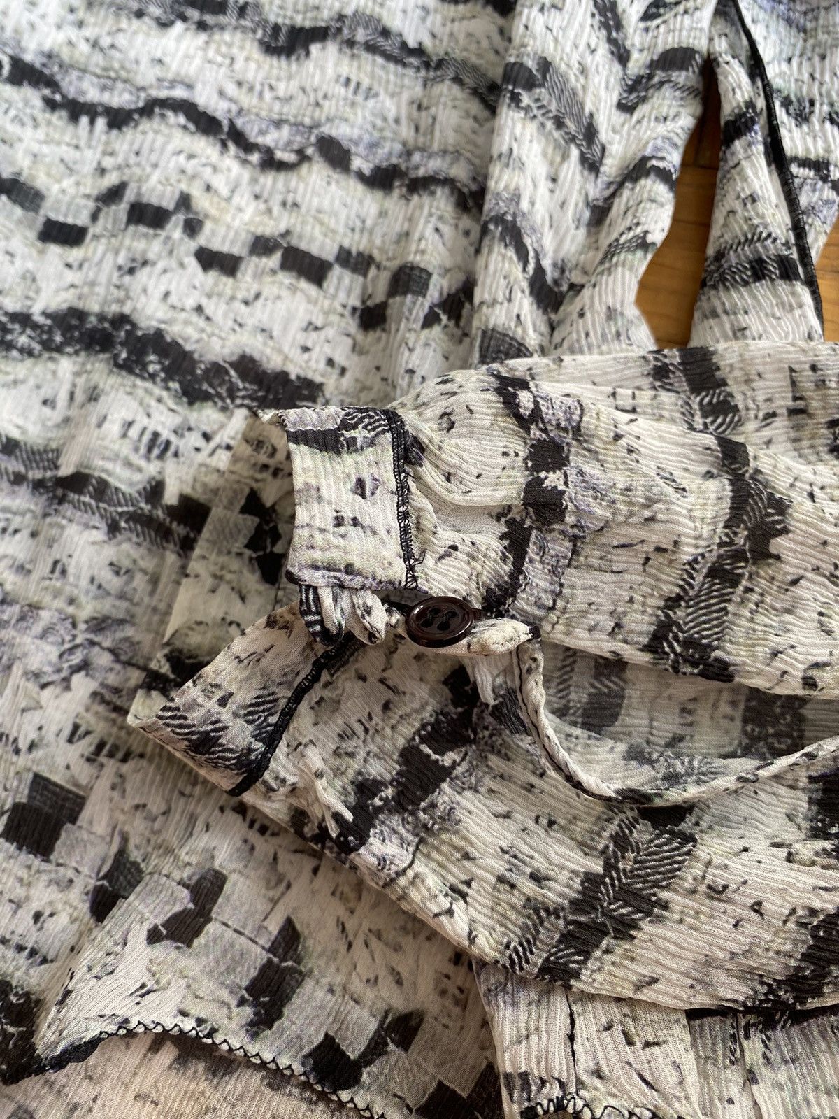 Iceberg ICEBERG Silk Blouse Size M / US 6-8 / IT 42-44 - 7 Thumbnail