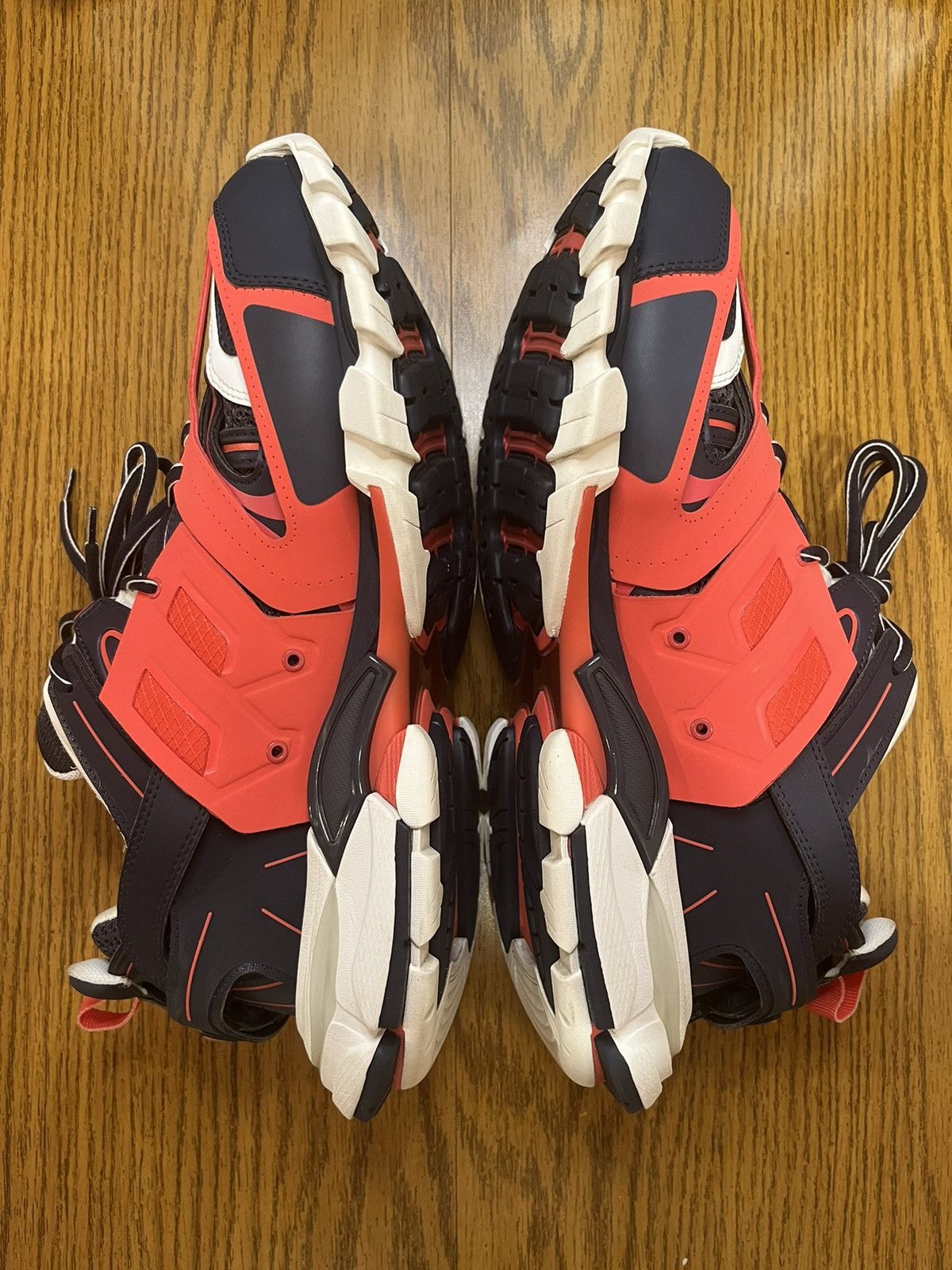 Balenciaga Balenciaga Track LED Sneaker (Red/Navy) Size US 11 / EU 44 - 4 Thumbnail