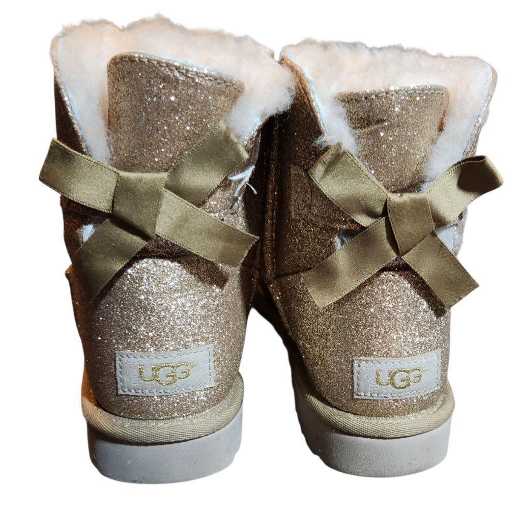 Ugg UGG Womens Gold Glitter Winter Boots Size 7 Size US 7 / IT 37 - 4 Thumbnail