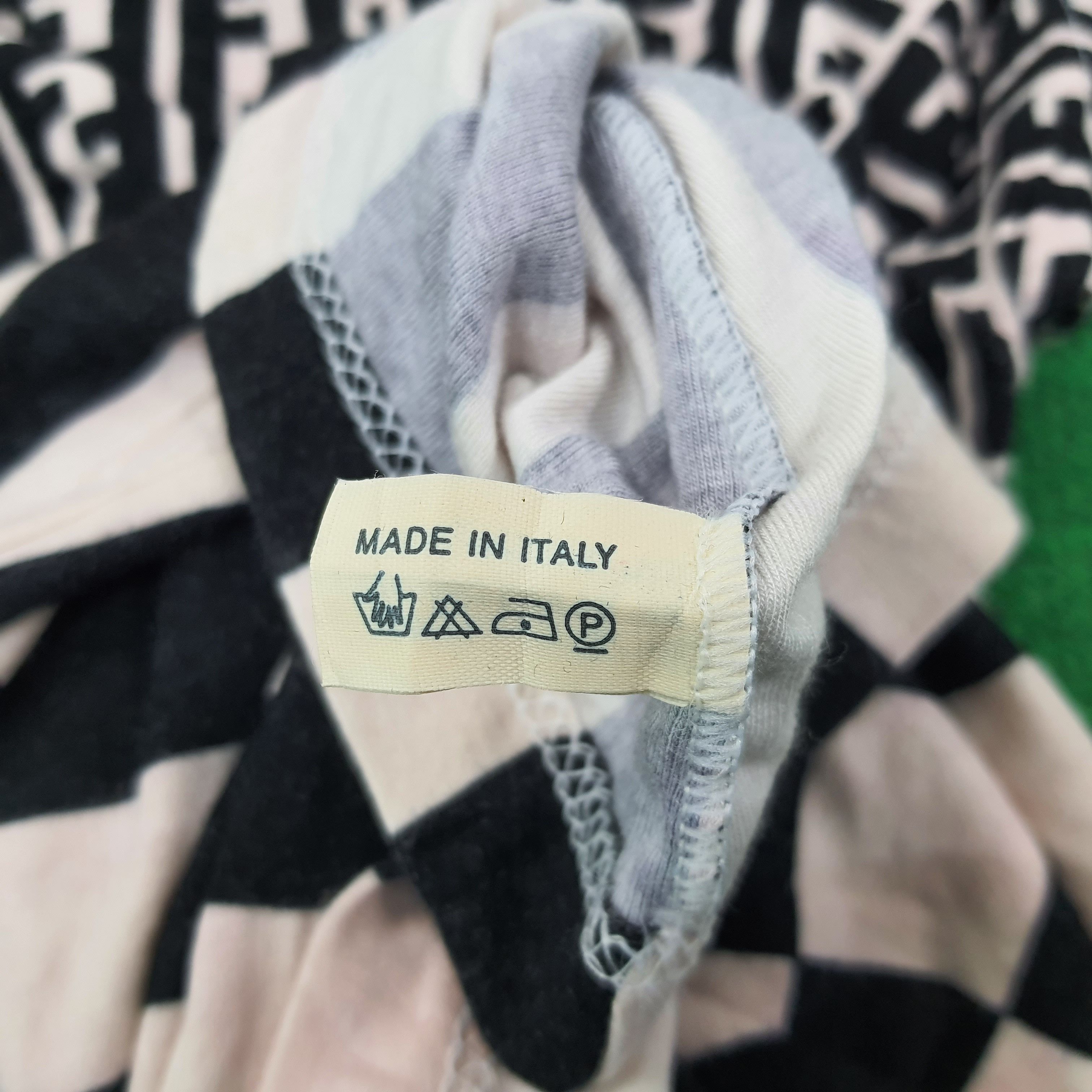 Fendi Vintage Fendi Mare Luxury Brand Tshirt C239N47 Size XXS / US 00 / IT 34 - 5 Thumbnail