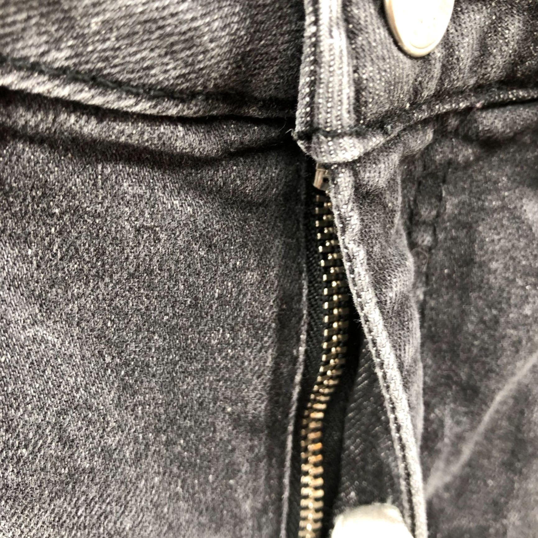 Urban Outfitters Urban Outfitters BDG Slim Straight Jeans Womens 24 Black Charcoal Wash Mid Rise Size 42" / US 20 - 5 Thumbnail