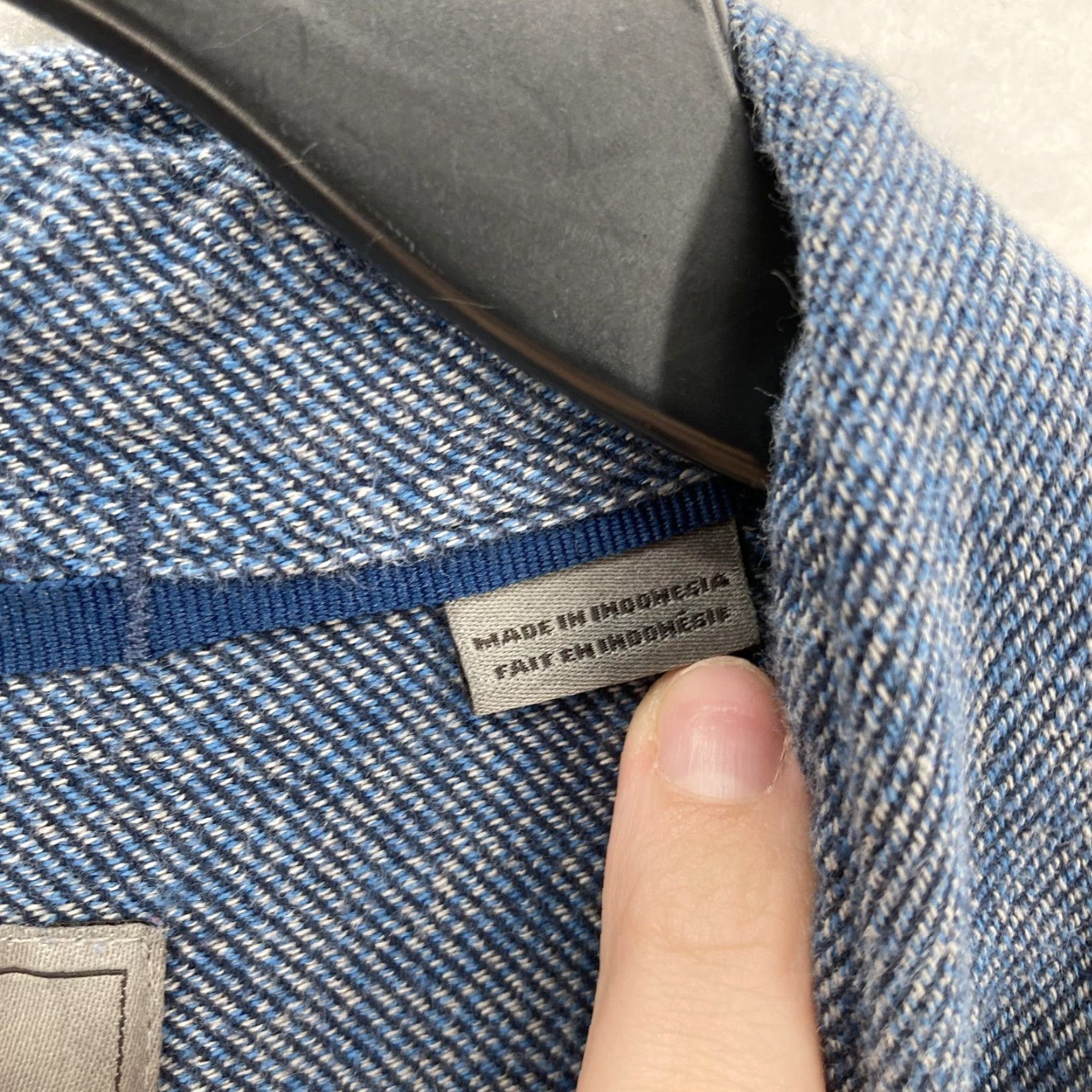 Royal Robbins VINTAGE Royal Robbins Shirt Mens XL Blue Chambray Denim Button Up Long Sleeve Western Size US XL / EU 56 / 4 - 5 Thumbnail