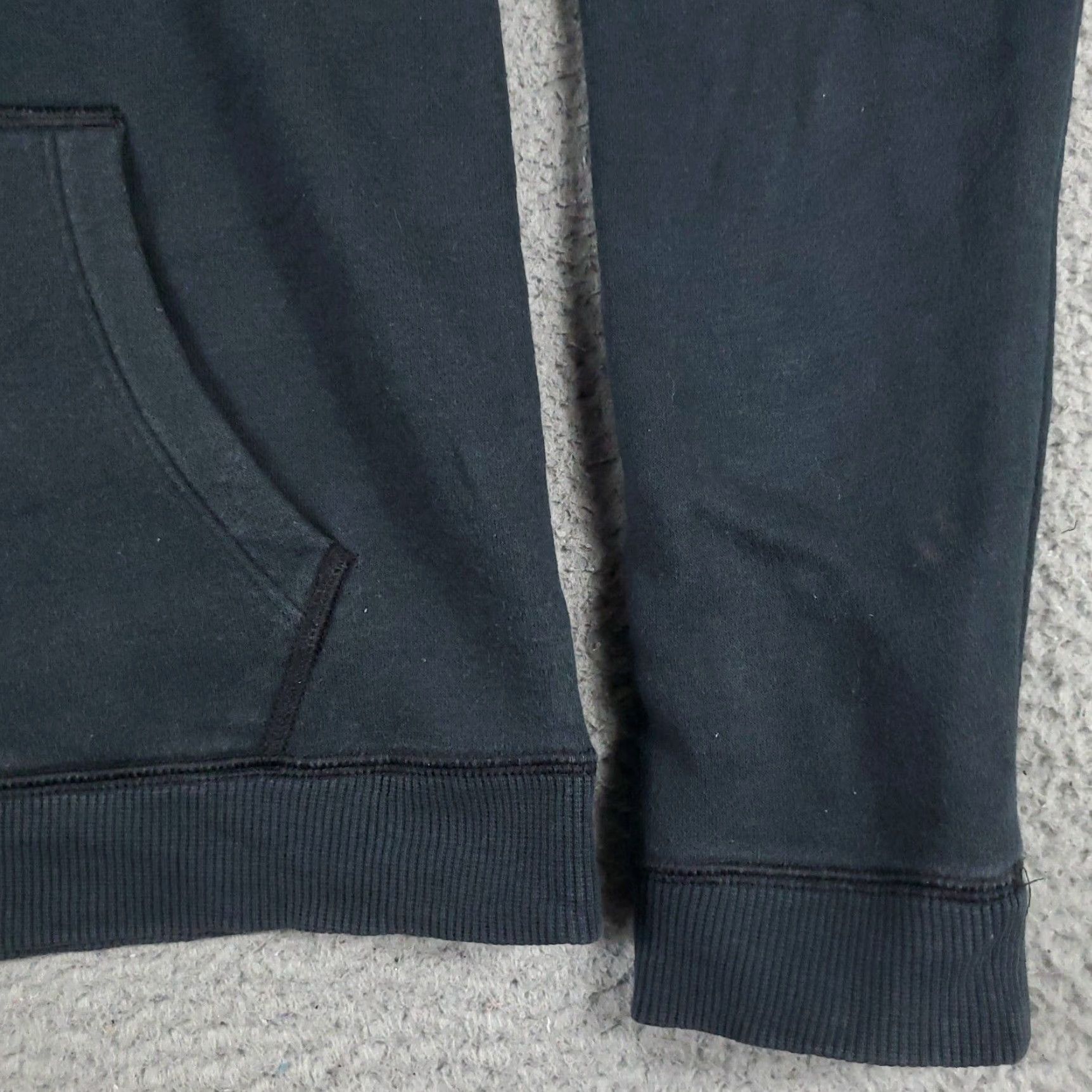 Under Armour Under Armour Hoodie Womens Small Black Pullover Sweatshirt Knit Fleece Logo Pockets Regular Size S / US 4 / IT 40 - 4 Thumbnail