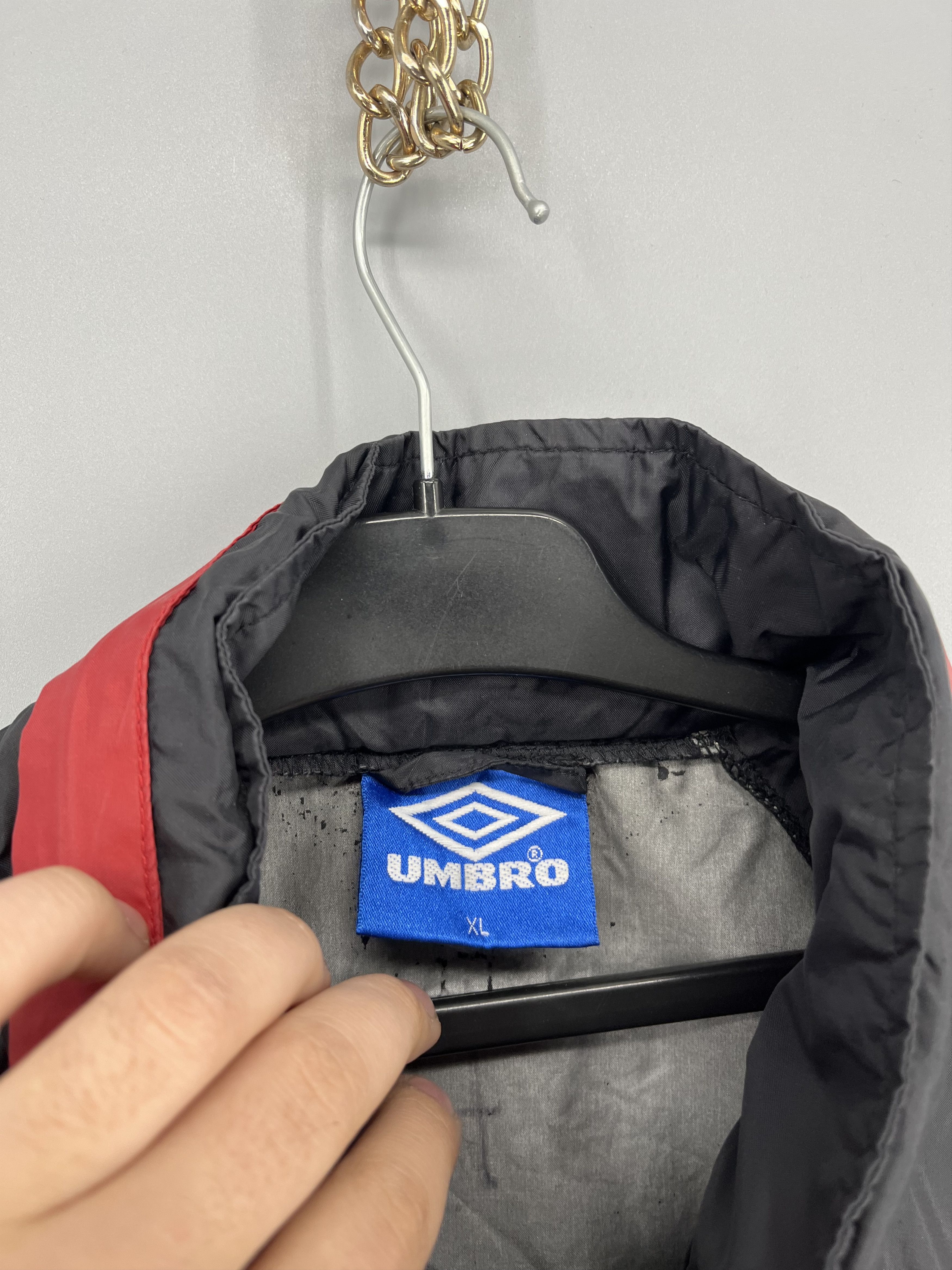 Umbro Vintage Umbro RW Oberhausen KONVENT Rain Jacket Black Red Size US XL / EU 56 / 4 - 6 Thumbnail