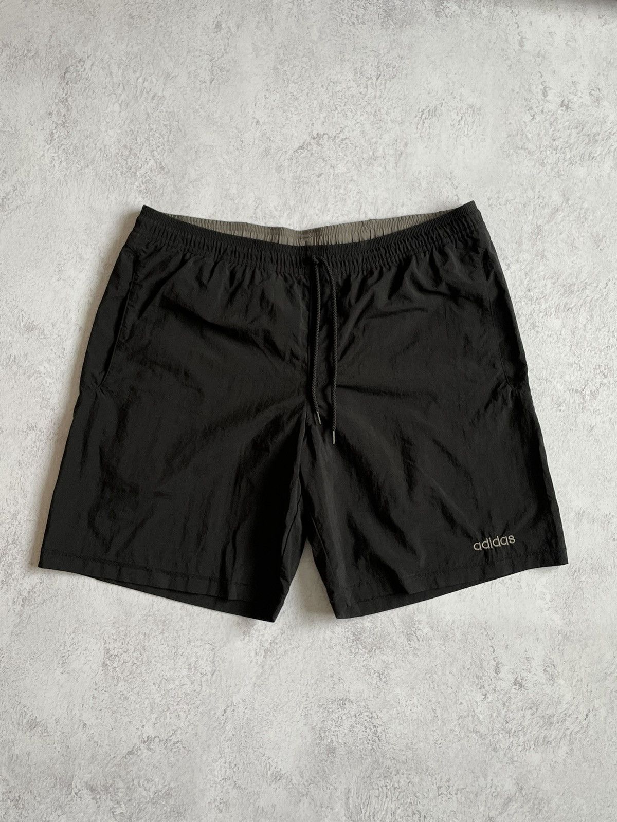 Vintage Adidas Vintage Shorts Black Size L Size US 34 / EU 50 - 1 Thumbnail