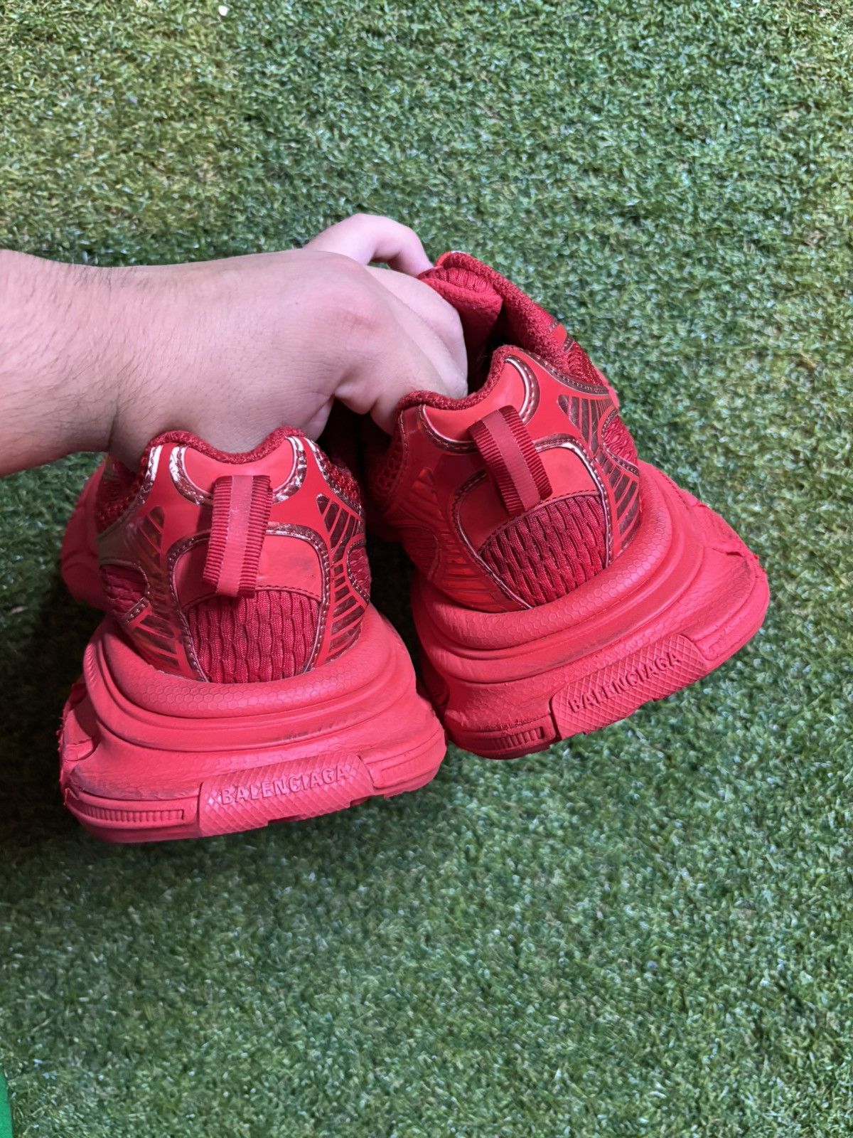 Balenciaga Balenciaga 3XL Red Size US 7 / EU 40 - 6 Thumbnail