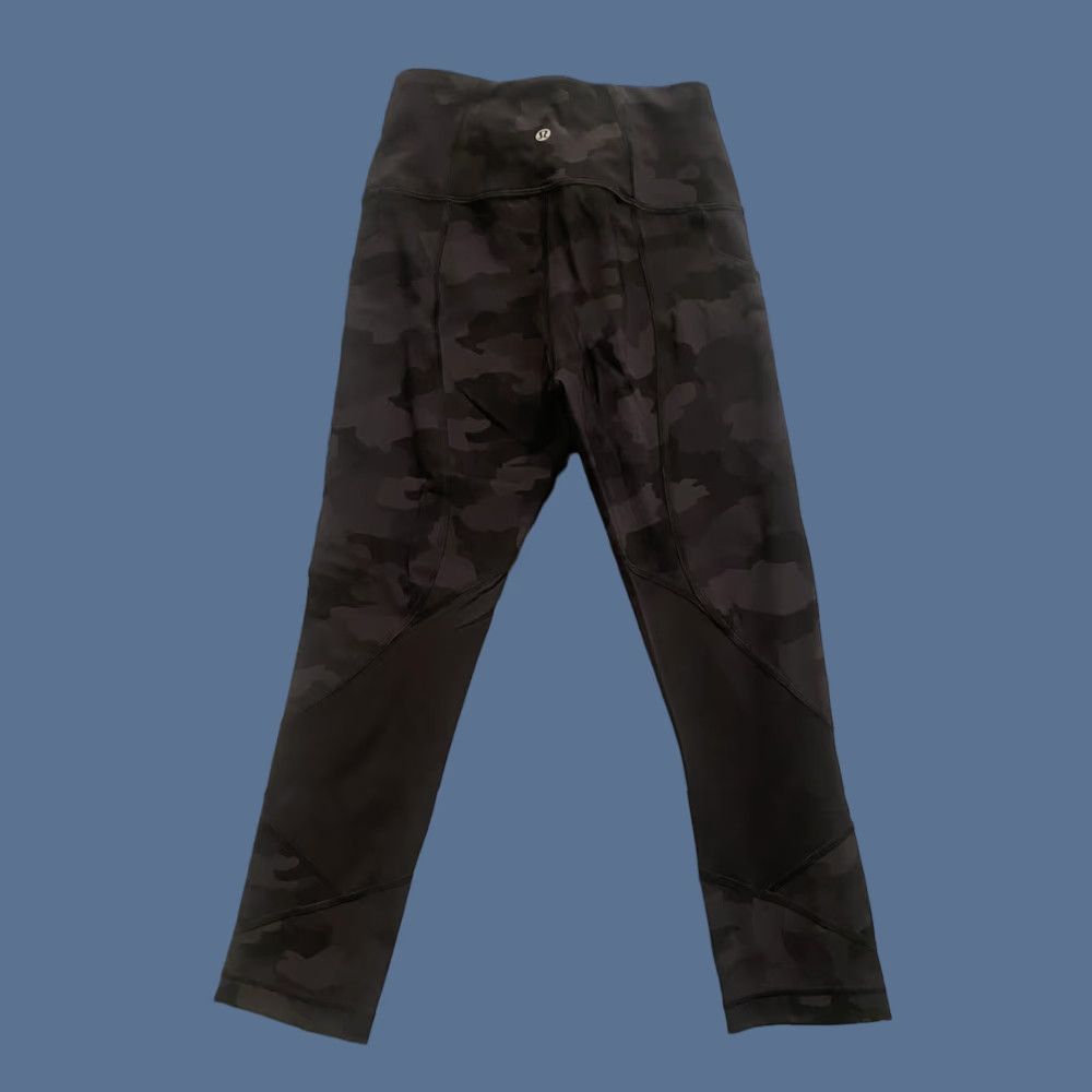Lululemon Lululemon Pace Rival High Rise Crop Leggings 22" Camo Black Womens Size 4 Pants Size 27" / US 4 / IT 40 - 1 Thumbnail