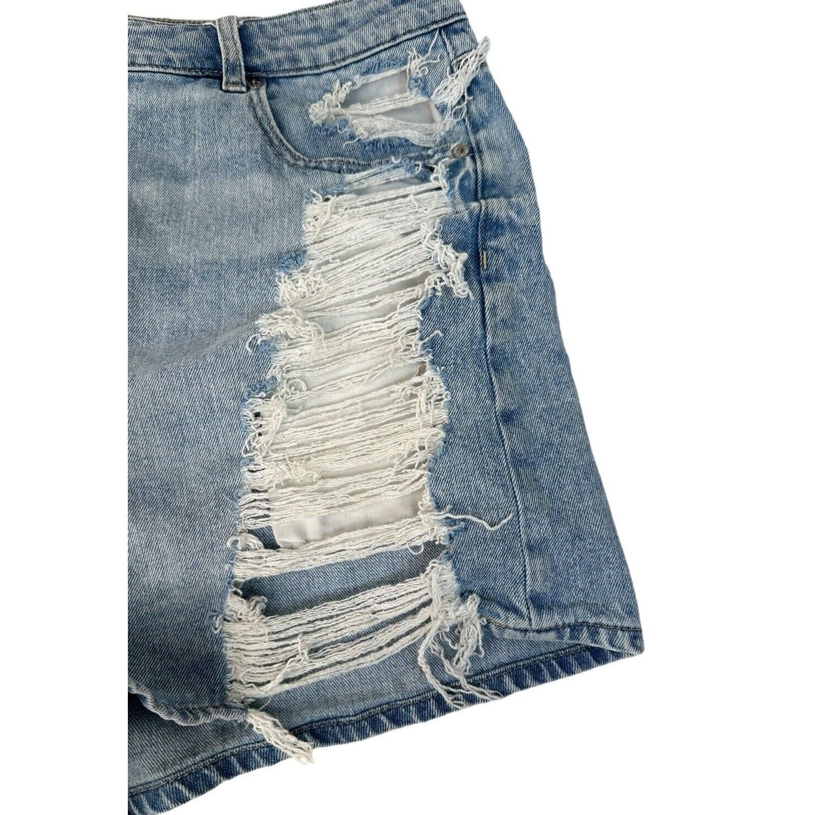 American Eagle Outfitters American Eagle Comfort Stretch Mom Jean Shorts Distressed16 Size 38" / US 16 / IT 52 - 2 Thumbnail