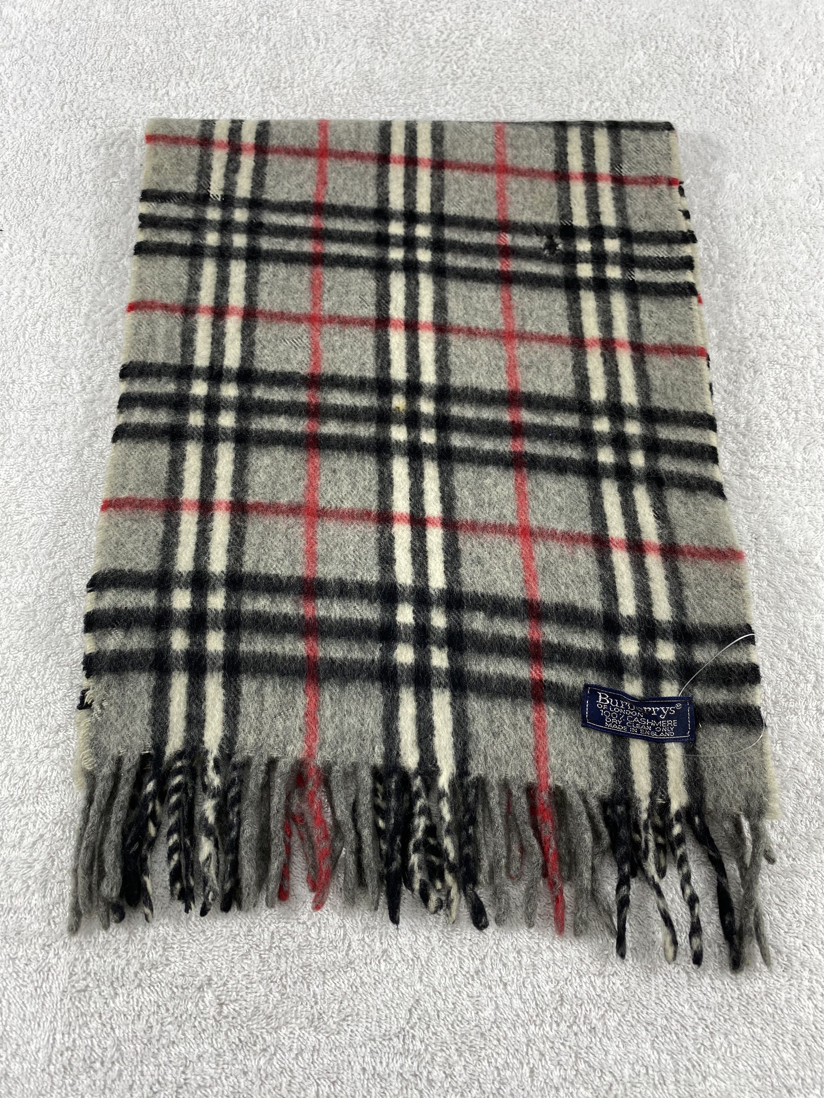 Burberry Vintage Burberry Scarf/Muffler/Neckwear MF607 Size ONE SIZE - 2 Thumbnail
