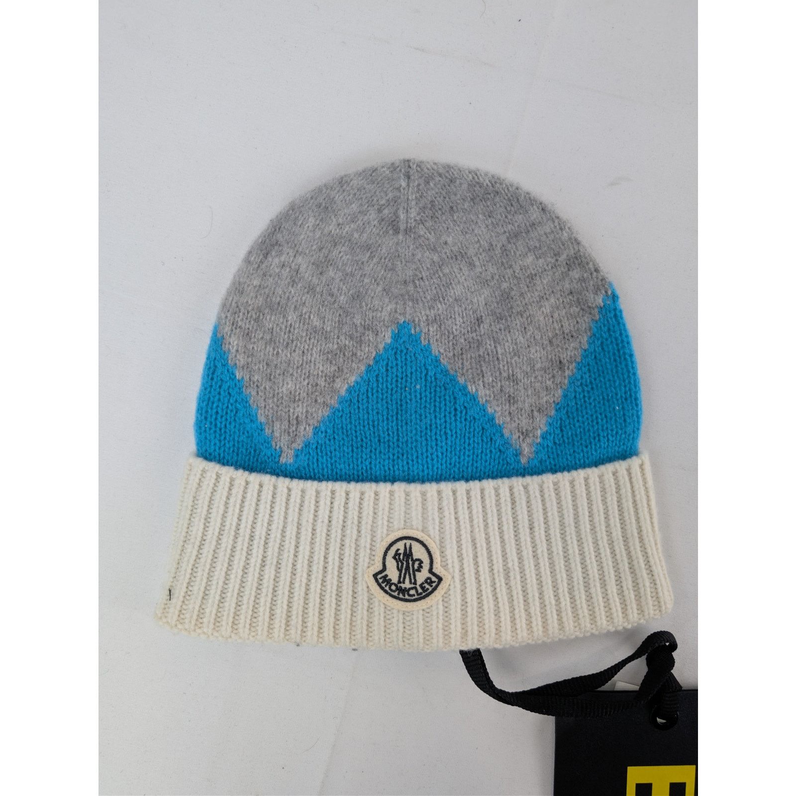 Moncler o1rshd1 Size: OS / Berretto Tricot Beanie Cap / Hat in Grey Size ONE SIZE - 2 Thumbnail