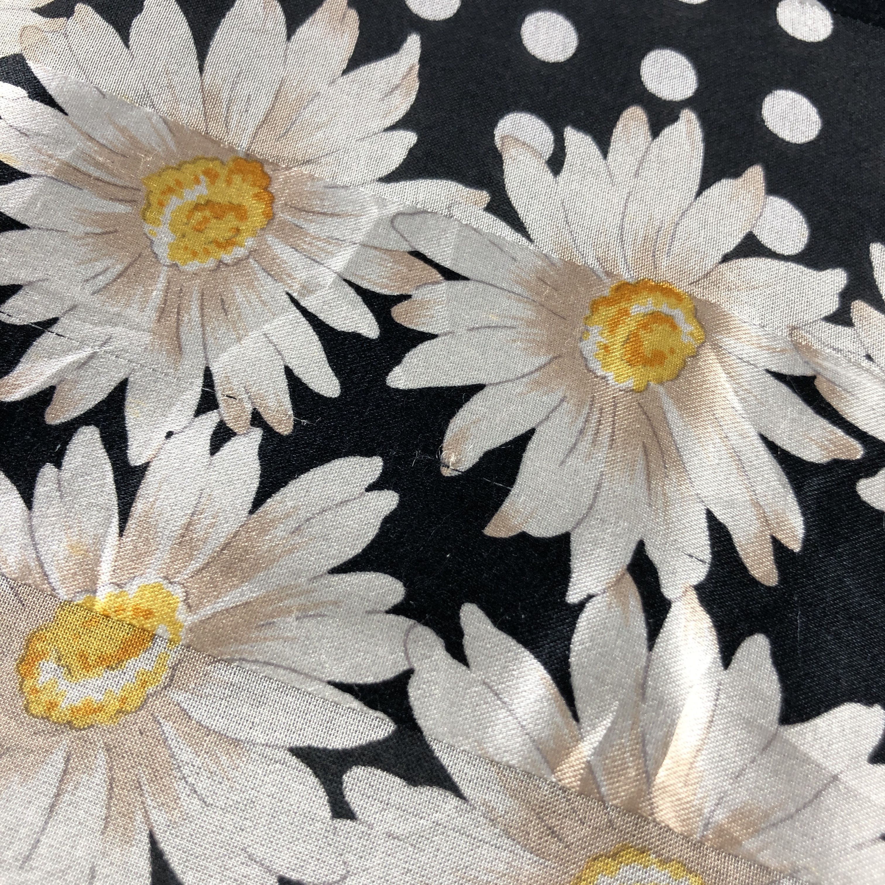 Pierre Balmain Vintage Pierre Balmain Floral Silk Scarf M1214 Size ONE SIZE - 11 Thumbnail